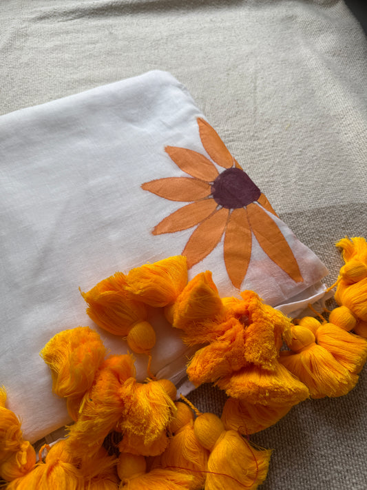 Handipainted Sunflower White Mul Cotton Saree