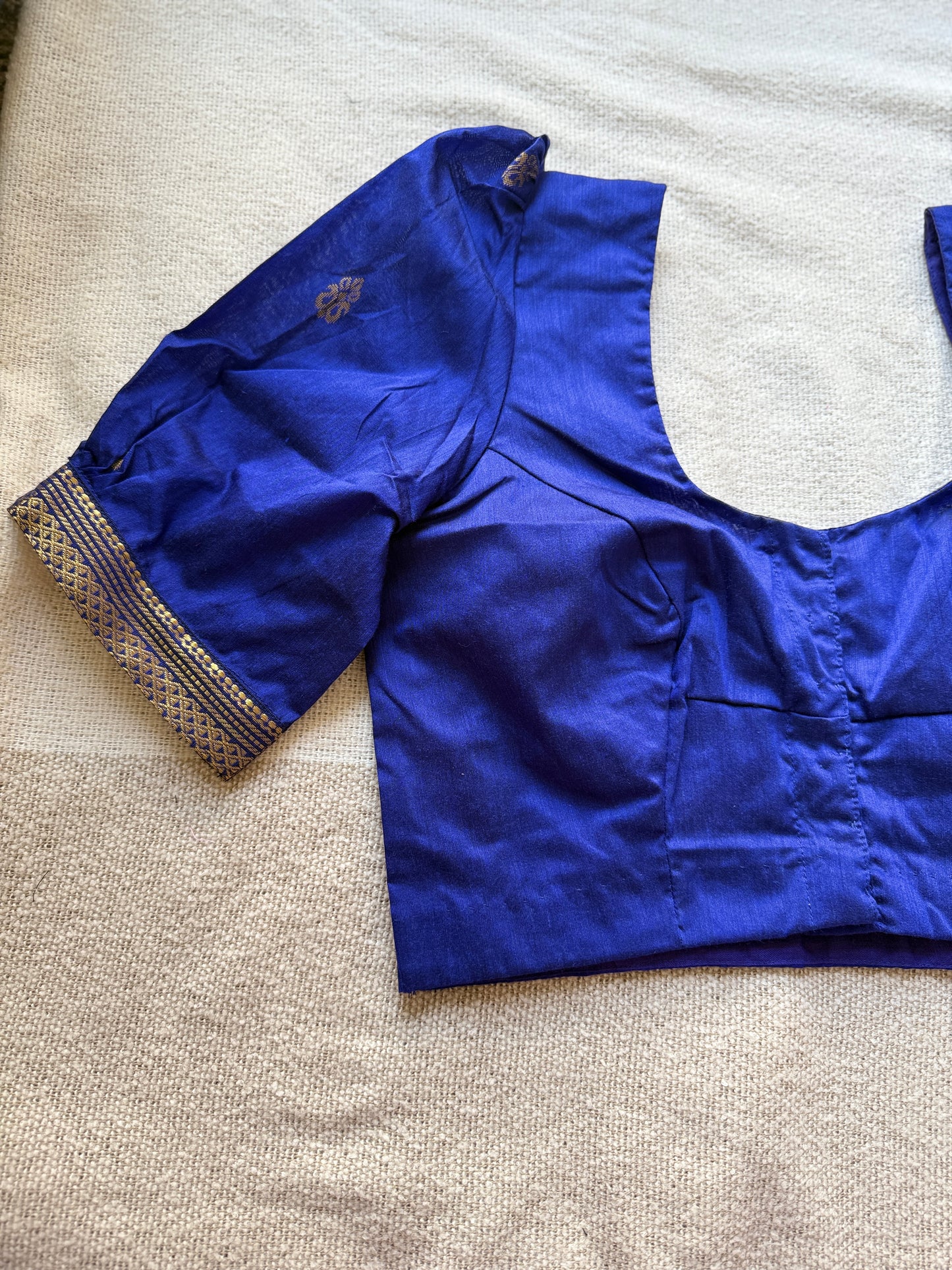 Blue Gadwal Blouse Puff Sleeves