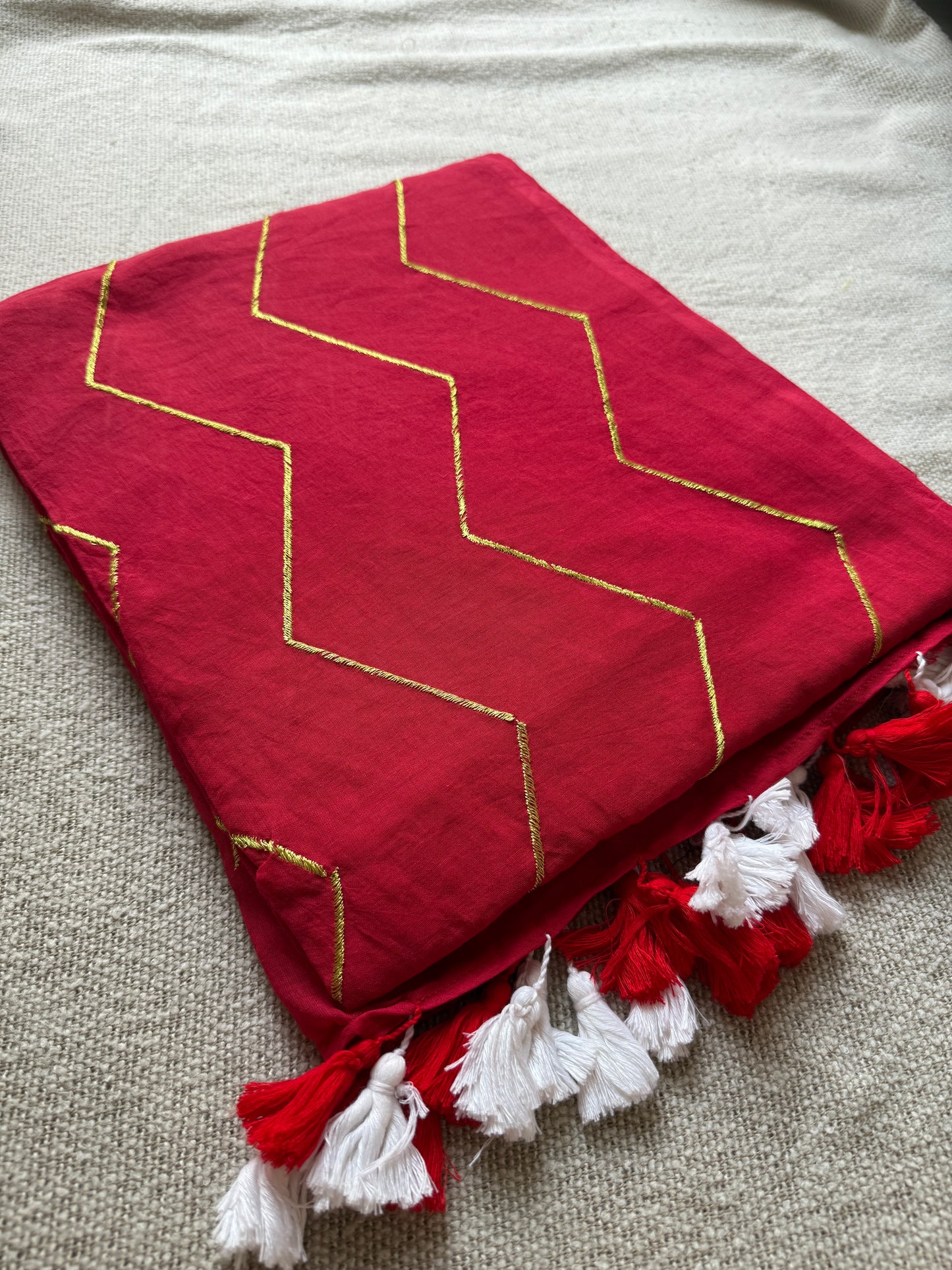 Red ZigZag Zari Work Mul Cotton Saree