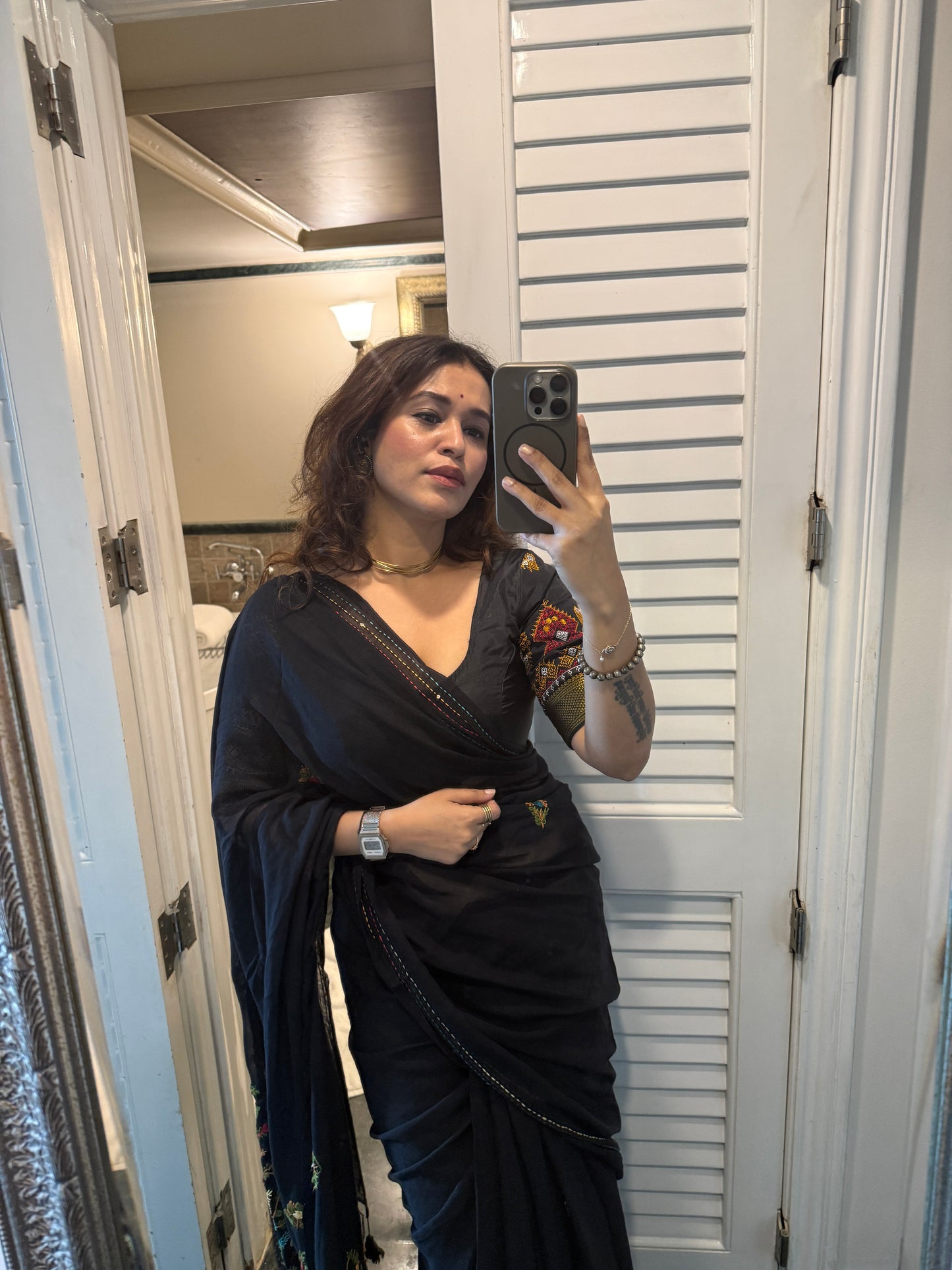 Manjari Black 🌸