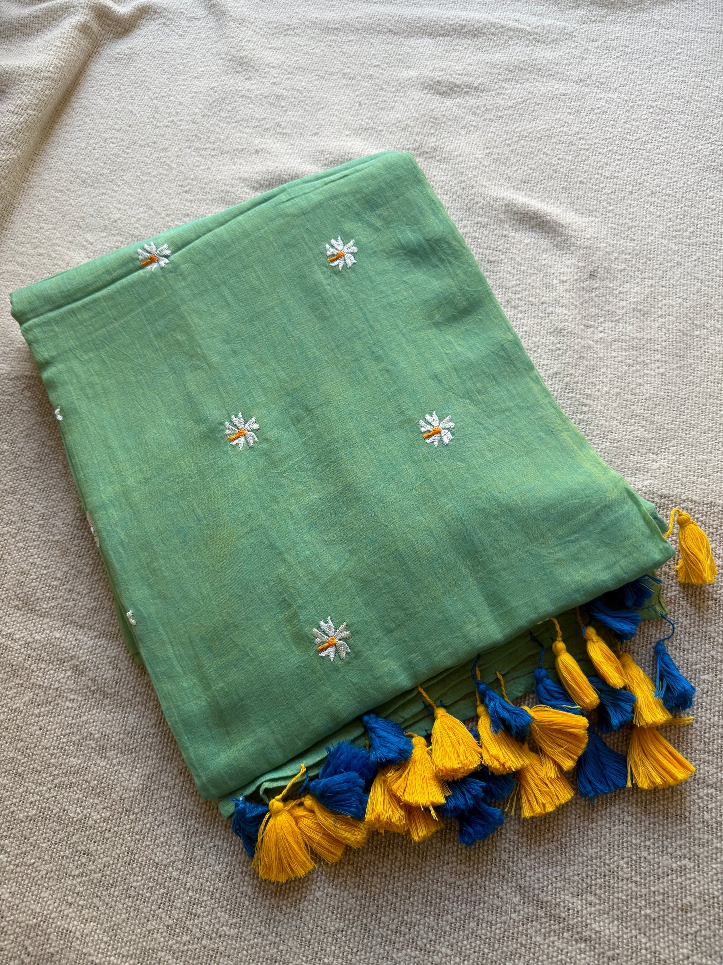 Pista Dual Shade Parijaat Saree