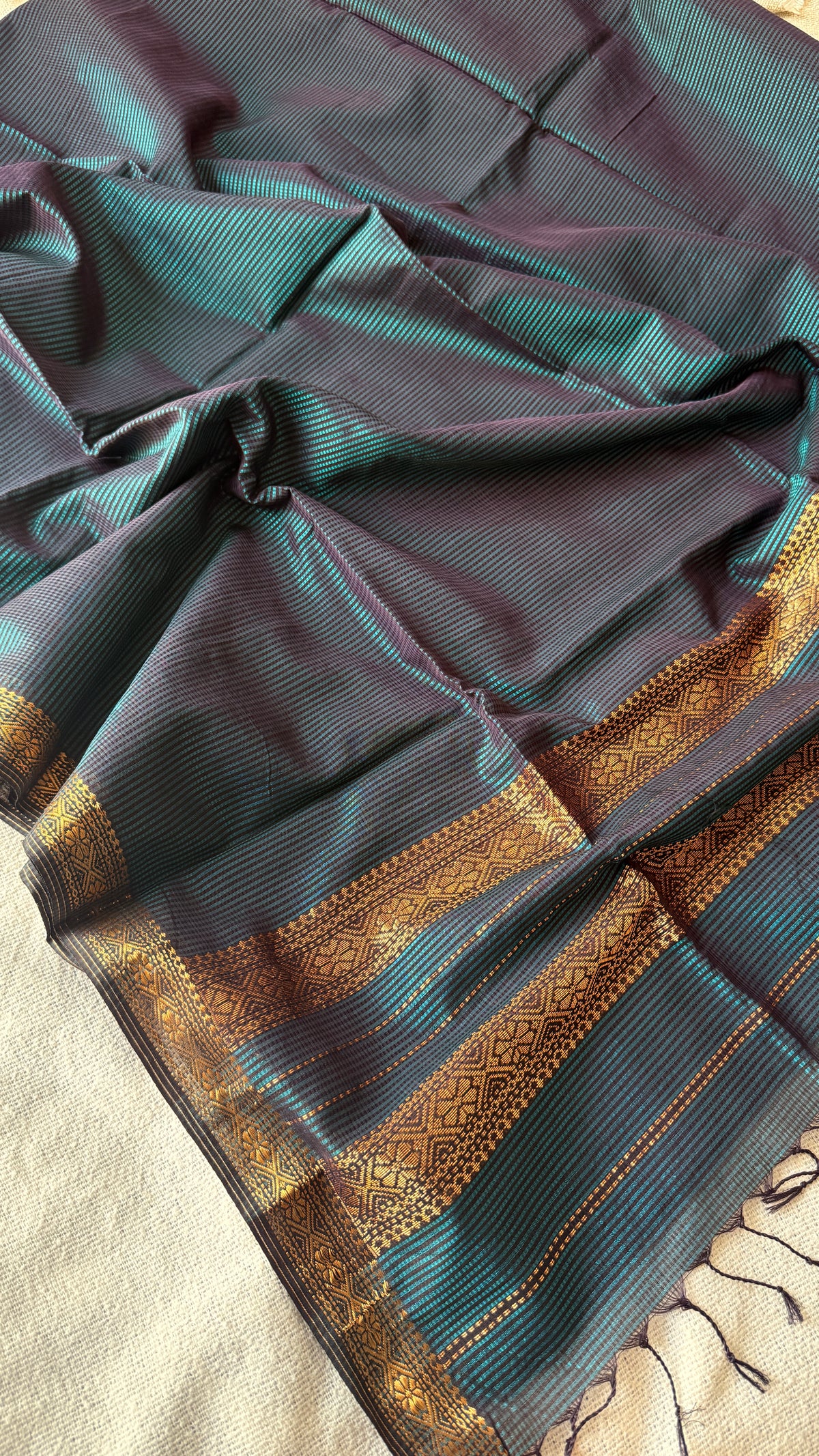 Garbh-Reshmi Maheshwari (Peacock Green)
