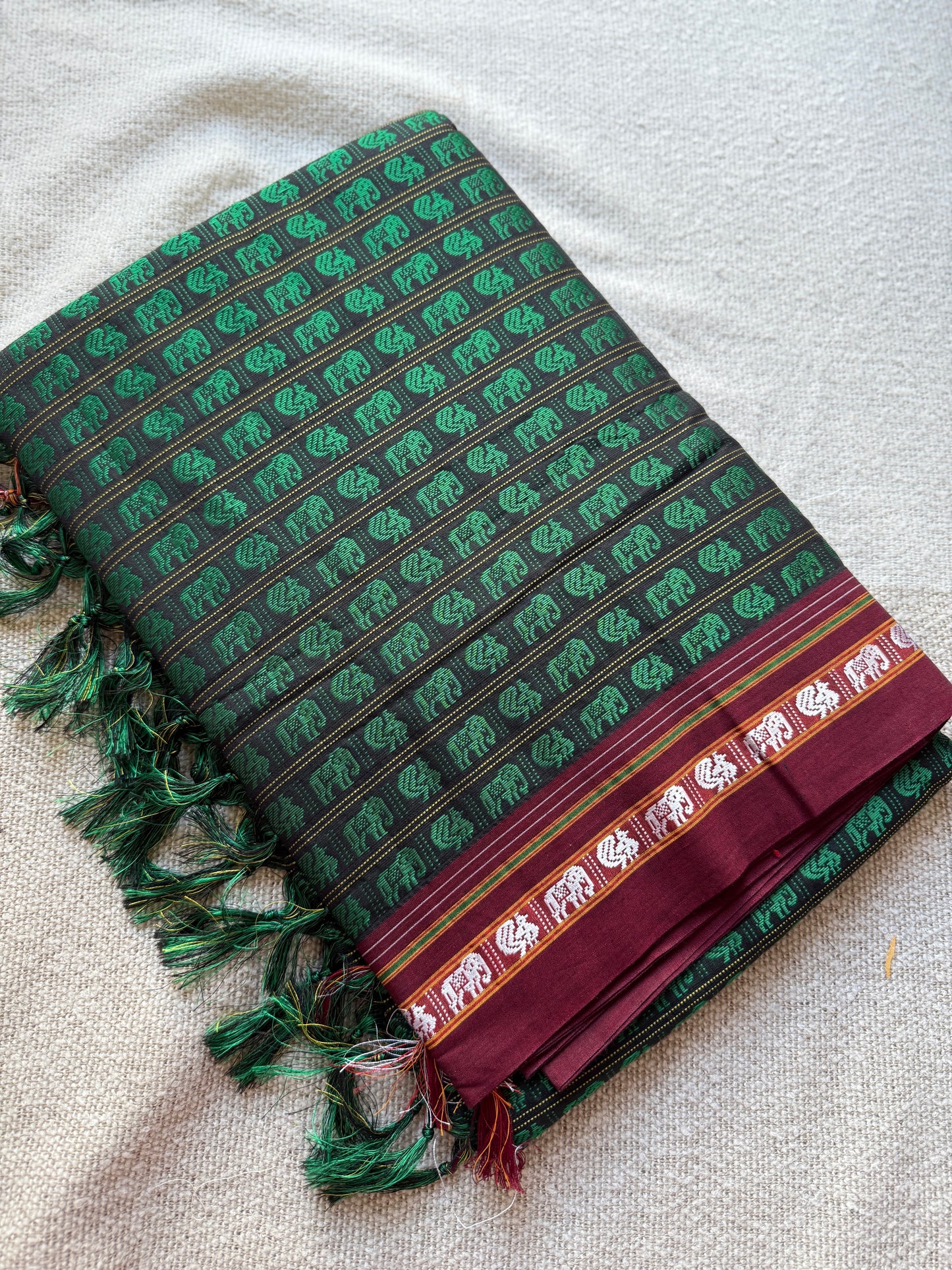Hati Mor Green With Maroon Border Khun saree