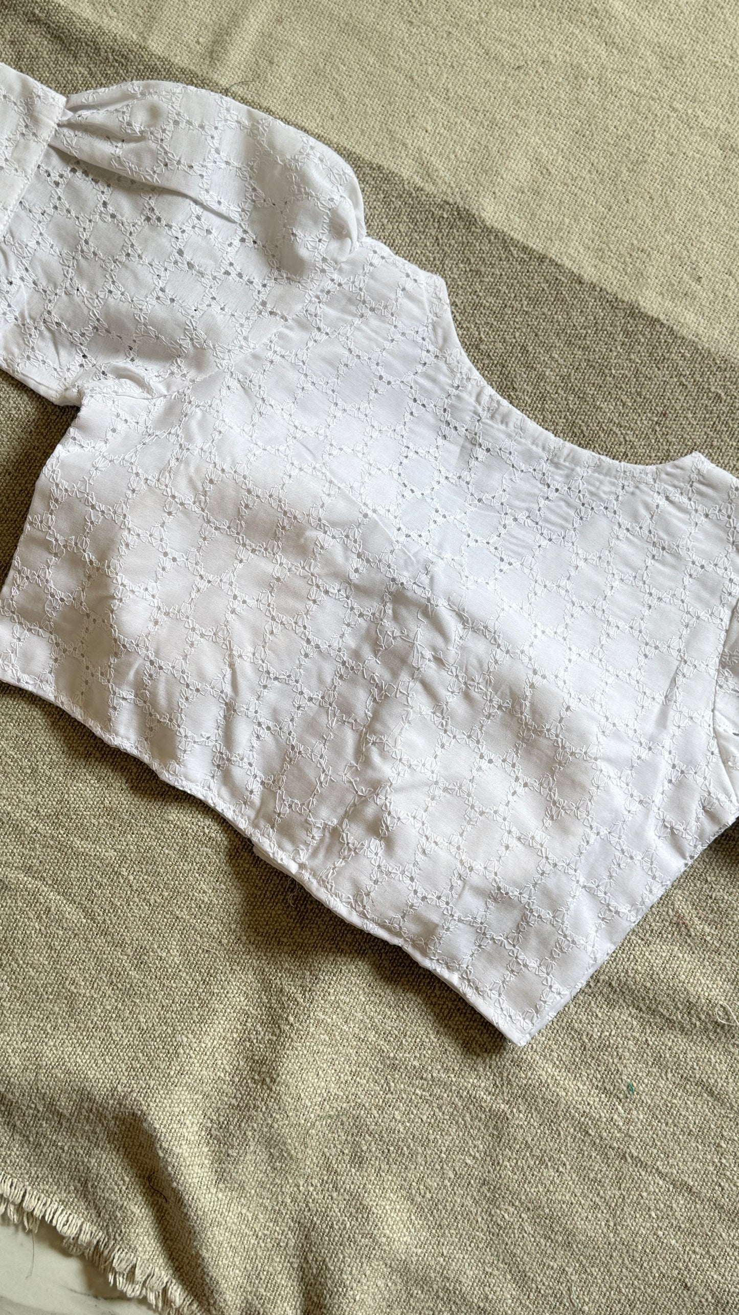 Hakoba (White) Crop Top /Blouse 🌸