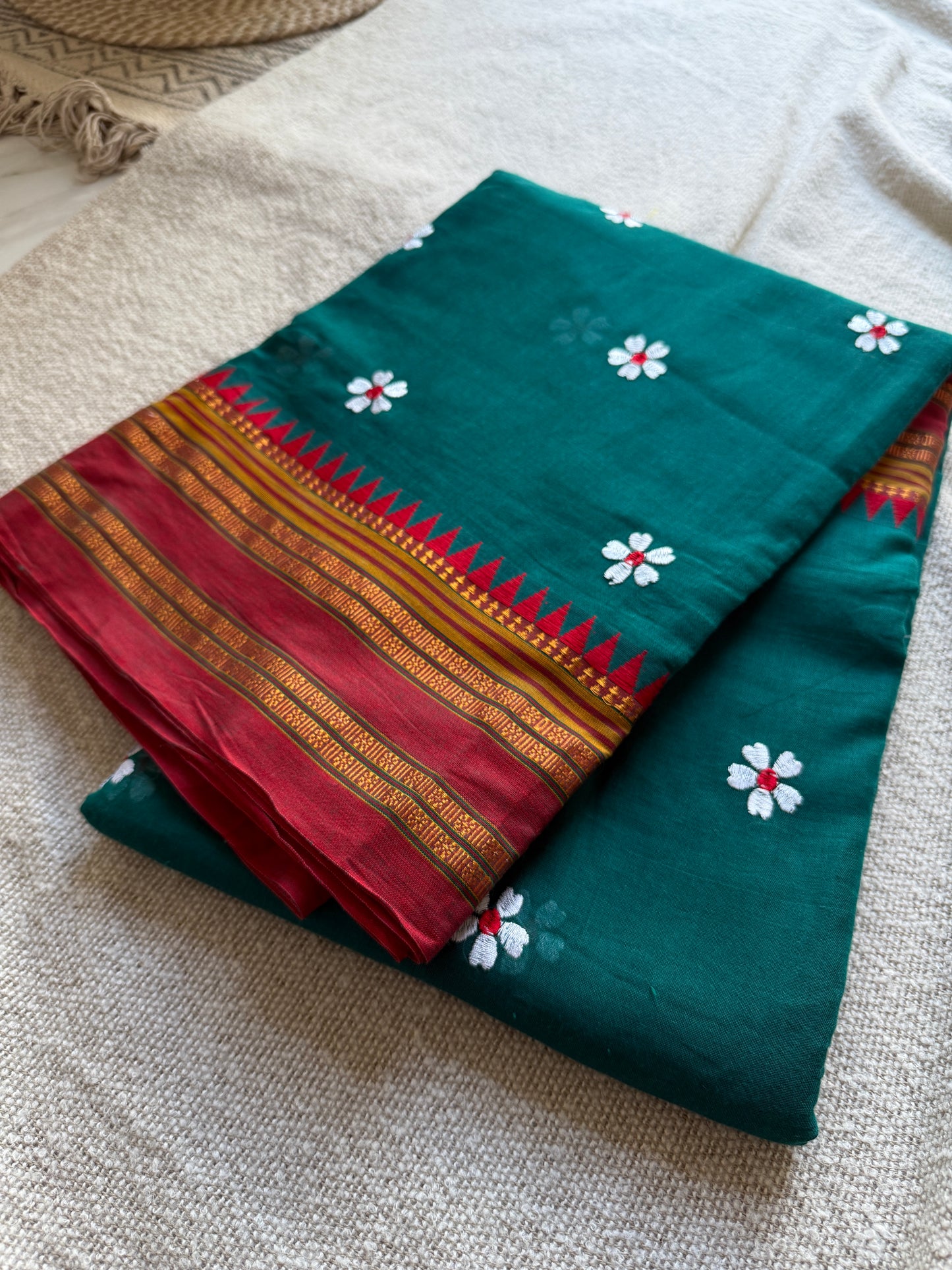Teal Narayanpeth Sadafuli Saree