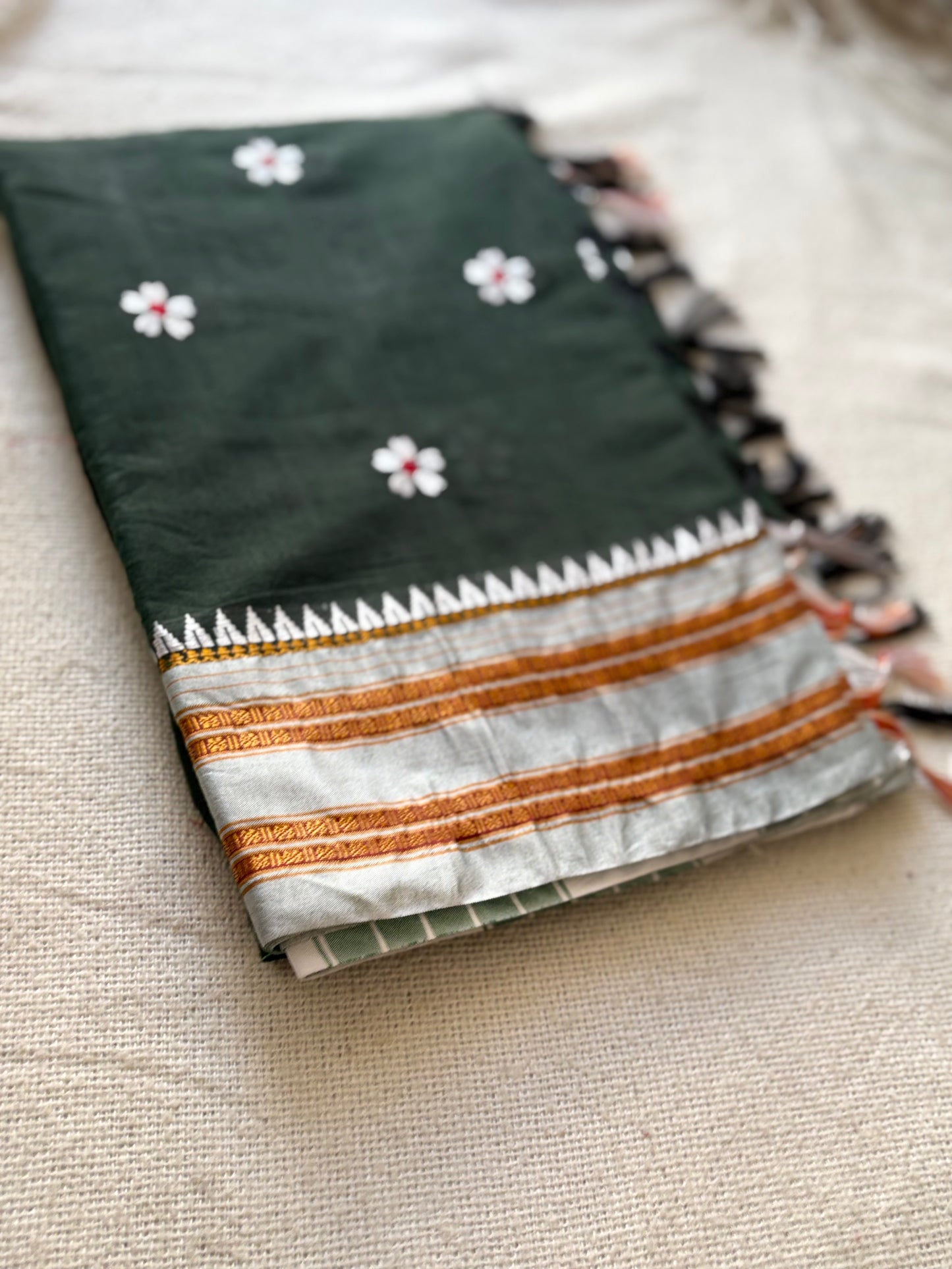Narayanpeth Sadafuli Green Saree