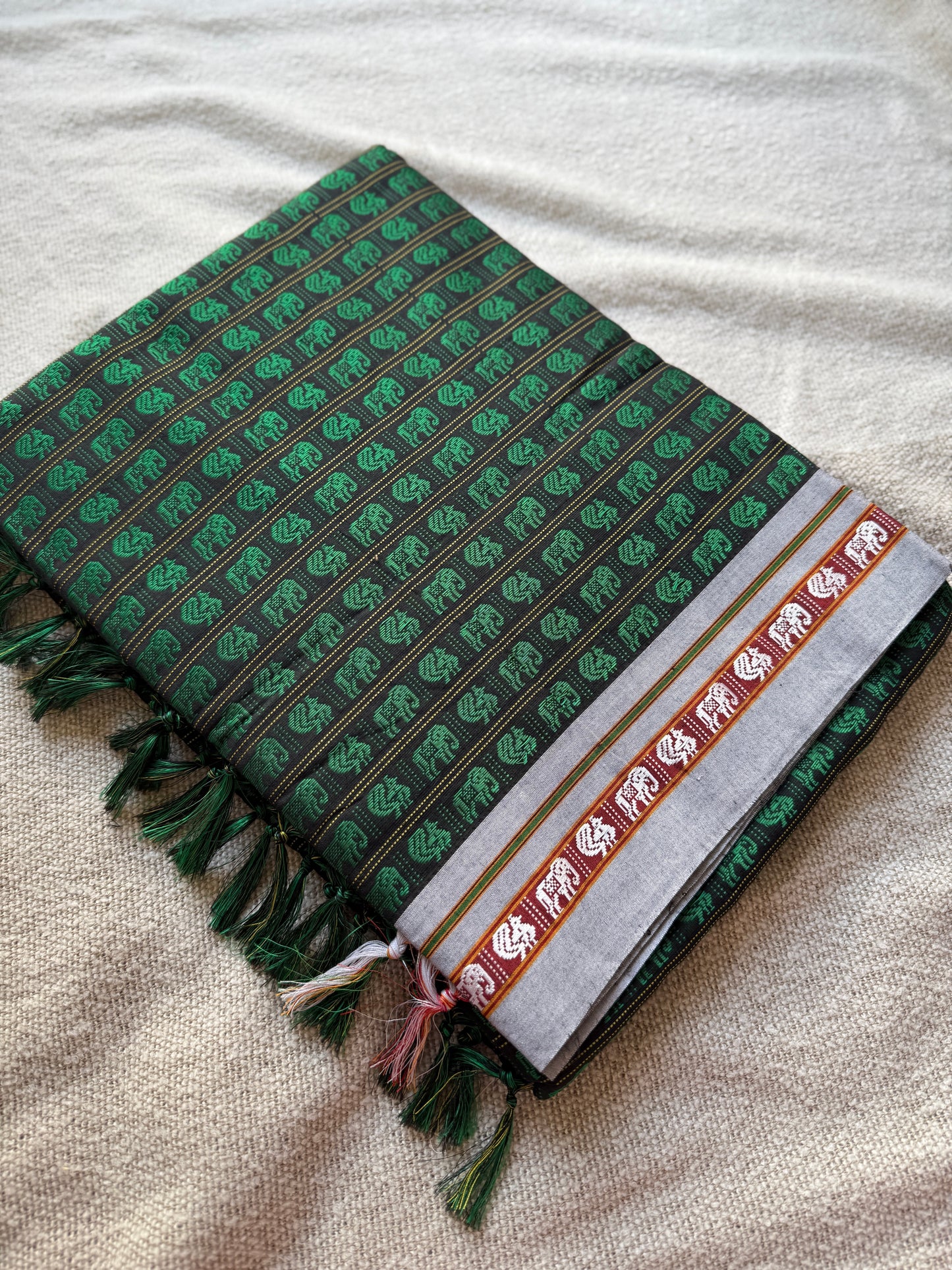 Hati More Green with Grey Border Khunn Saree