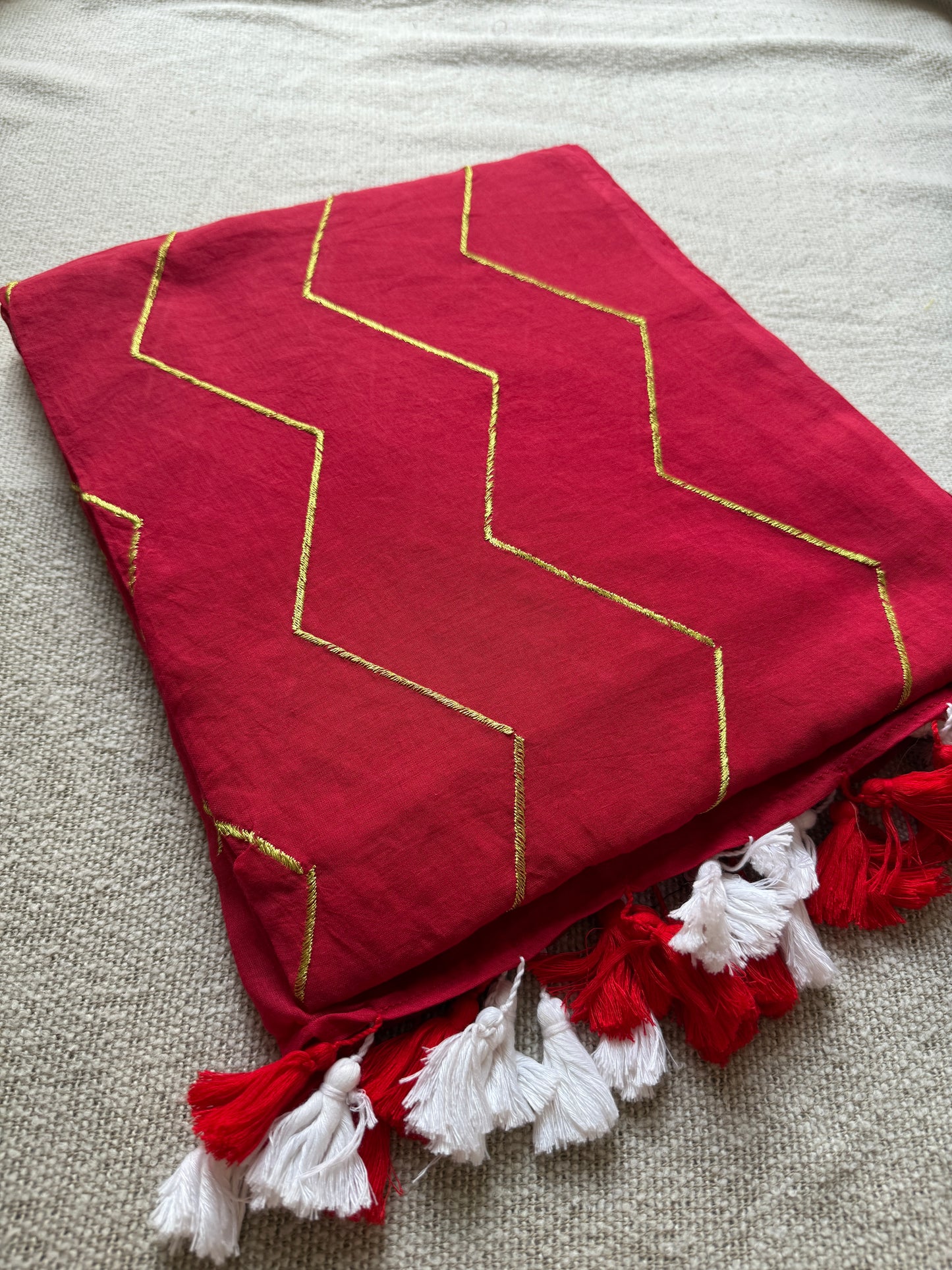Red ZigZag Zari Work Mul Cotton Saree
