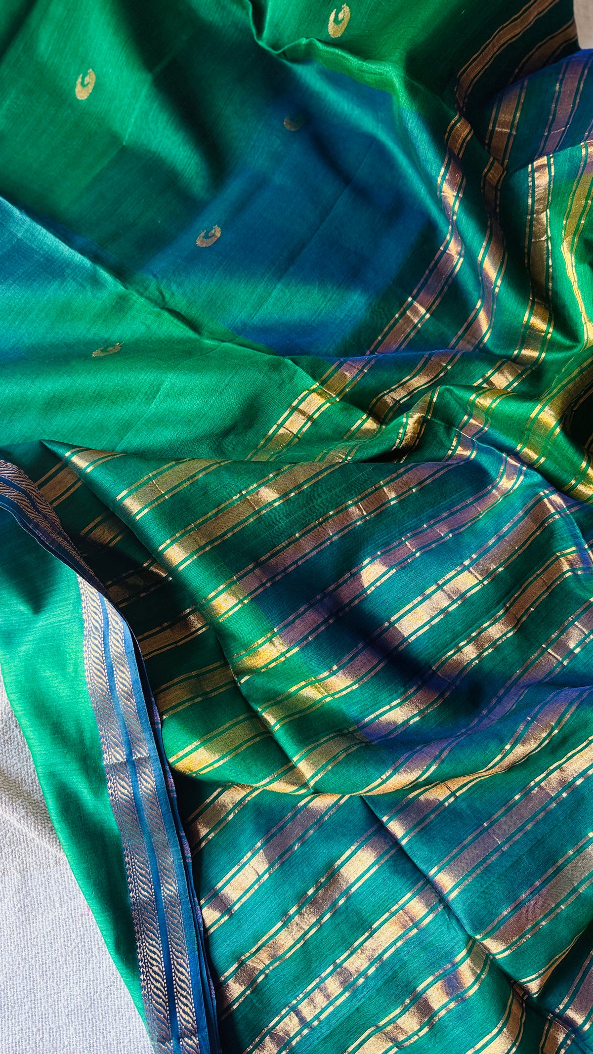 Moon Butta Double Border Green Maheshwari 🌸