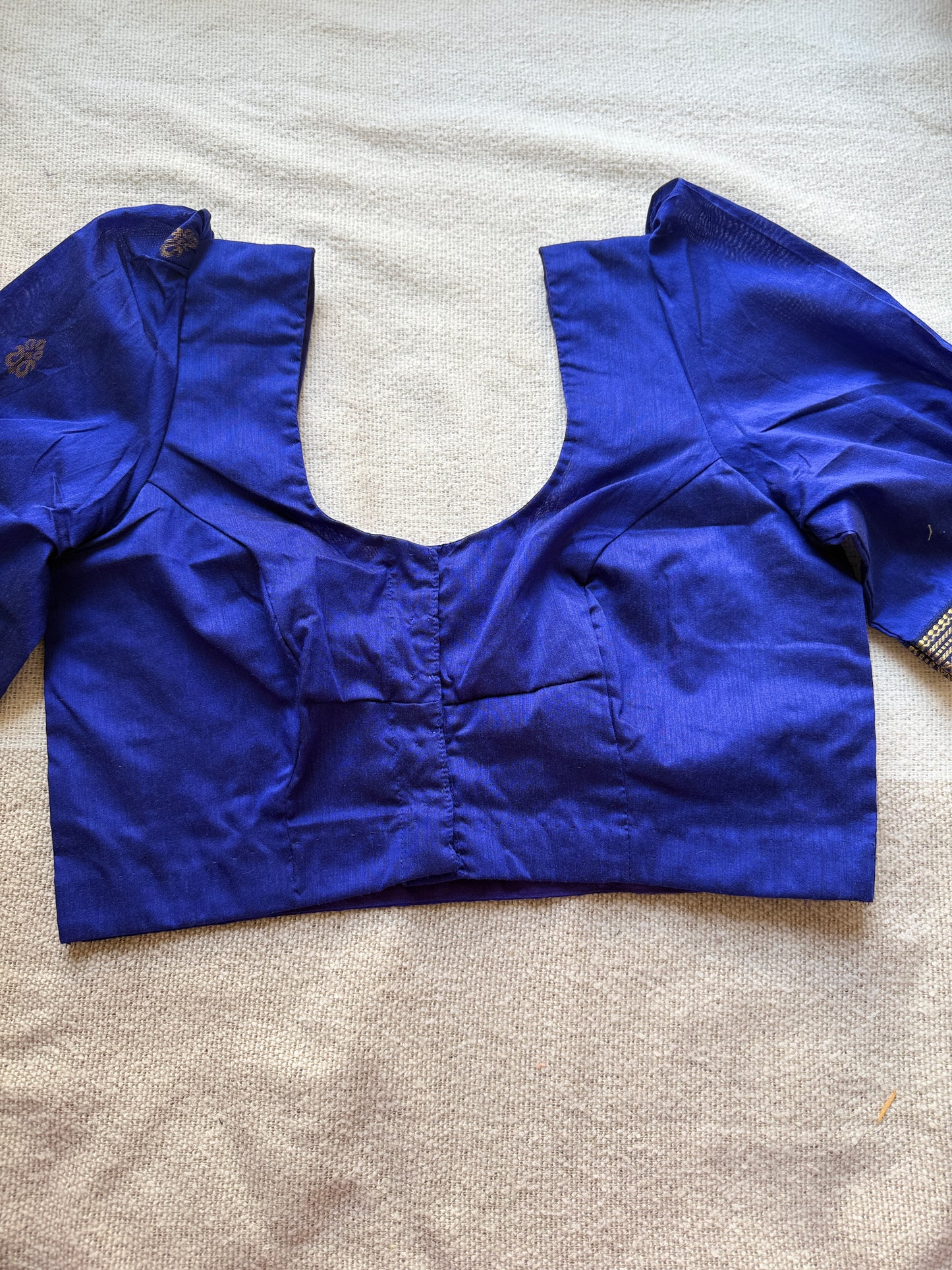Blue Gadwal Blouse Puff Sleeves