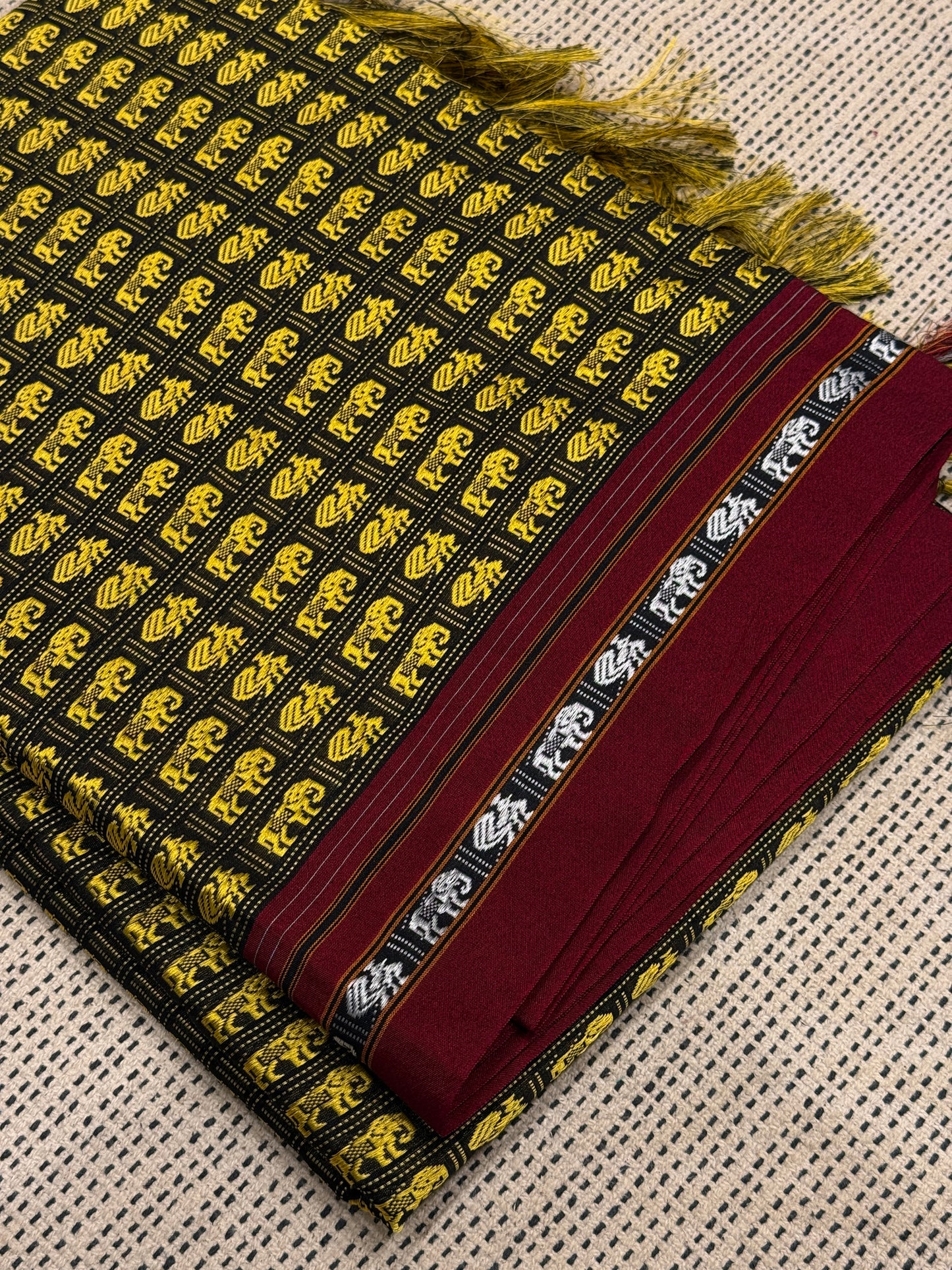 HaatiMor Khunn Saree