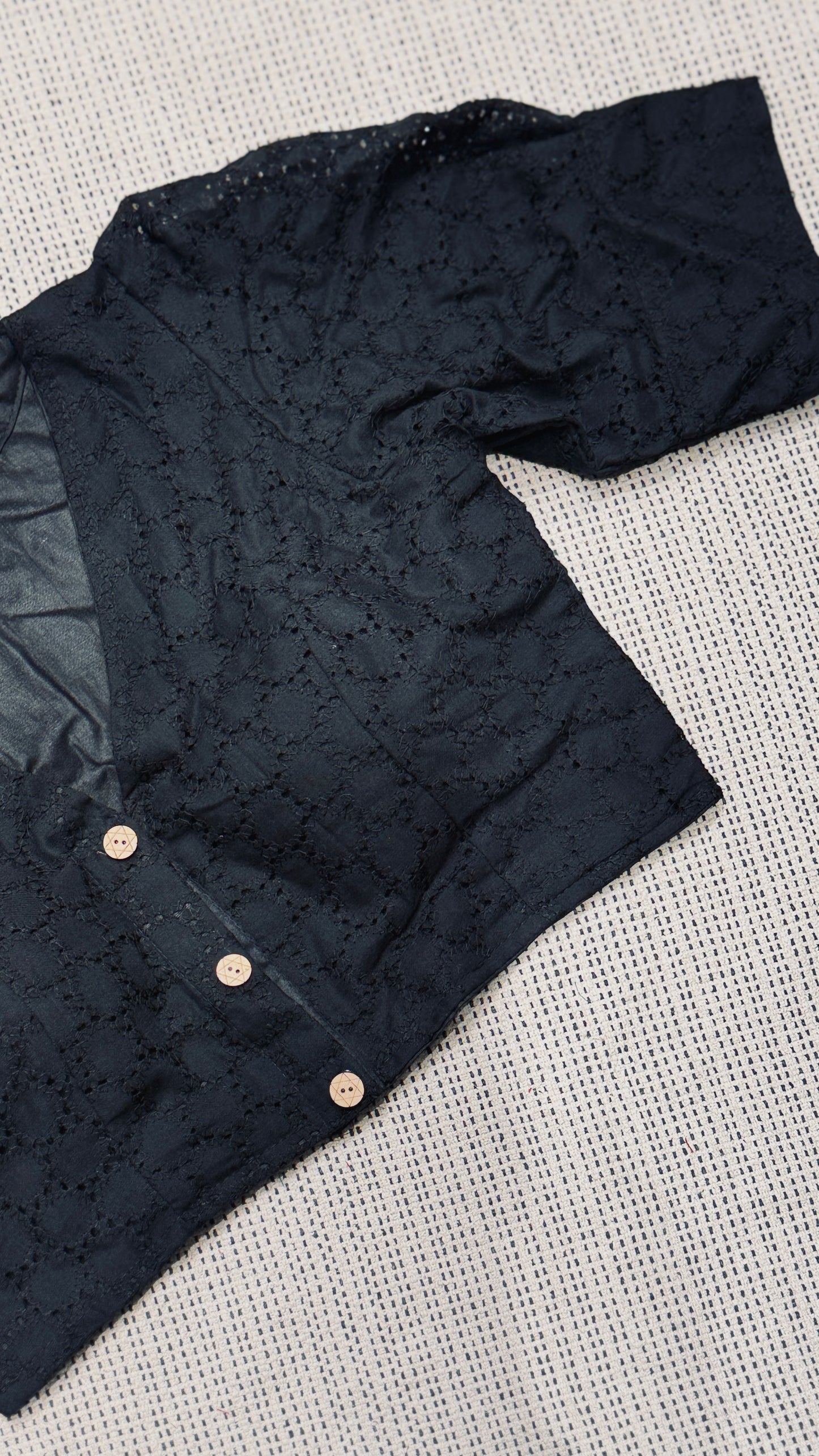 Hakoba (Black) Crop Top /Blouse 🌸