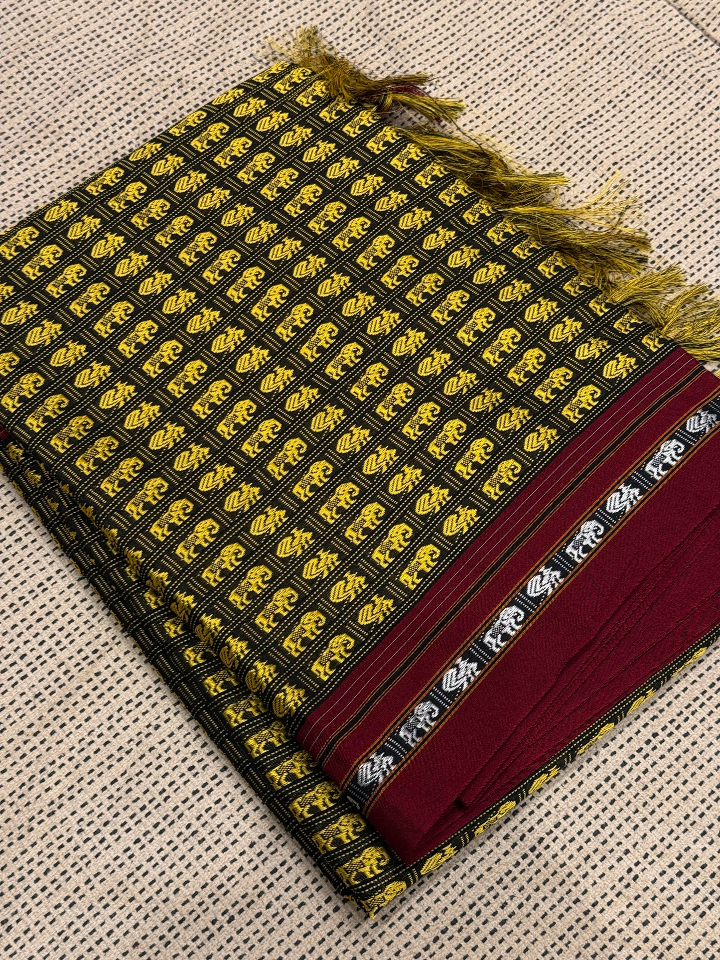 HaatiMor Khunn Saree