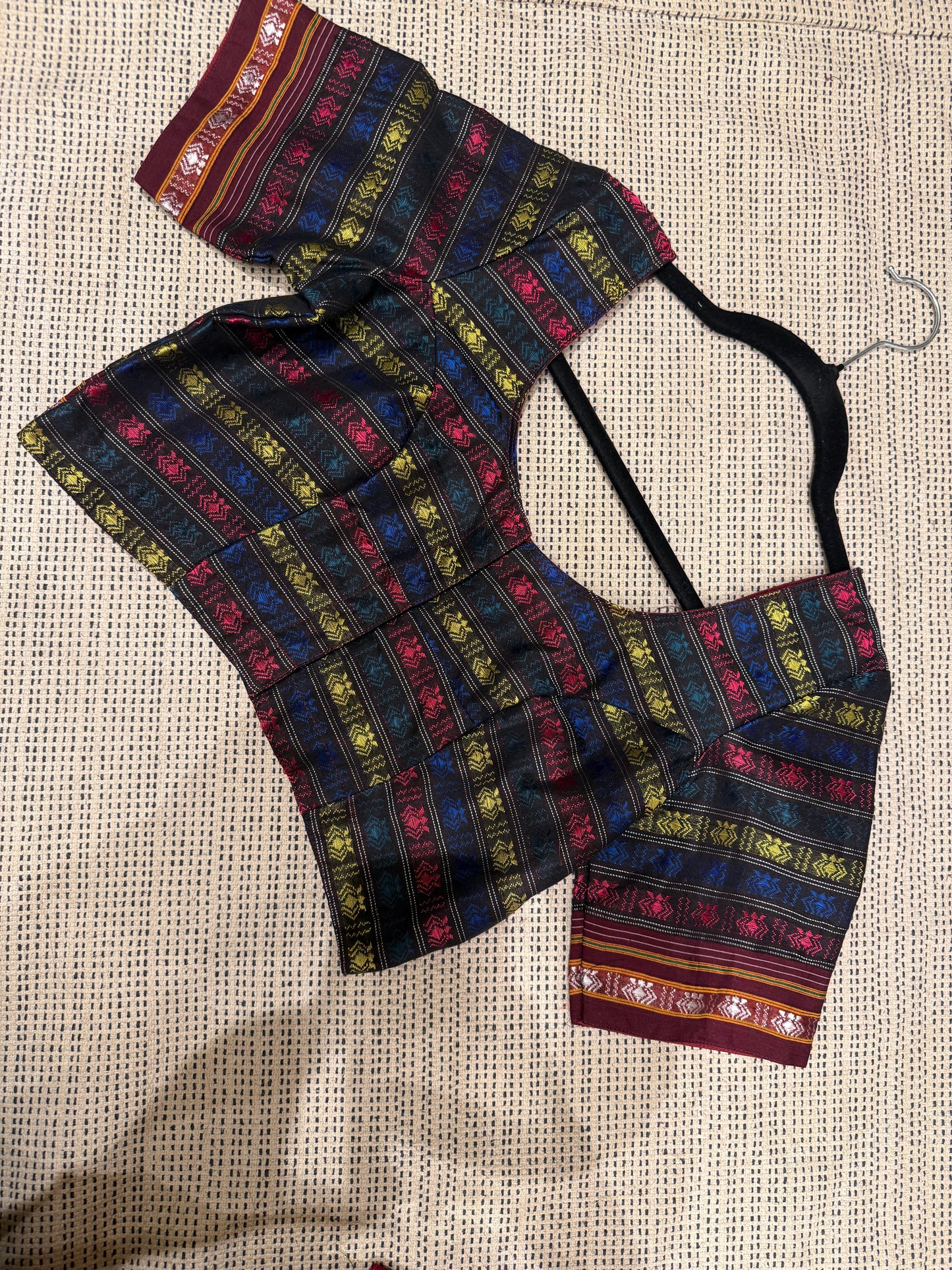 Haati Mor Khunn Blouse