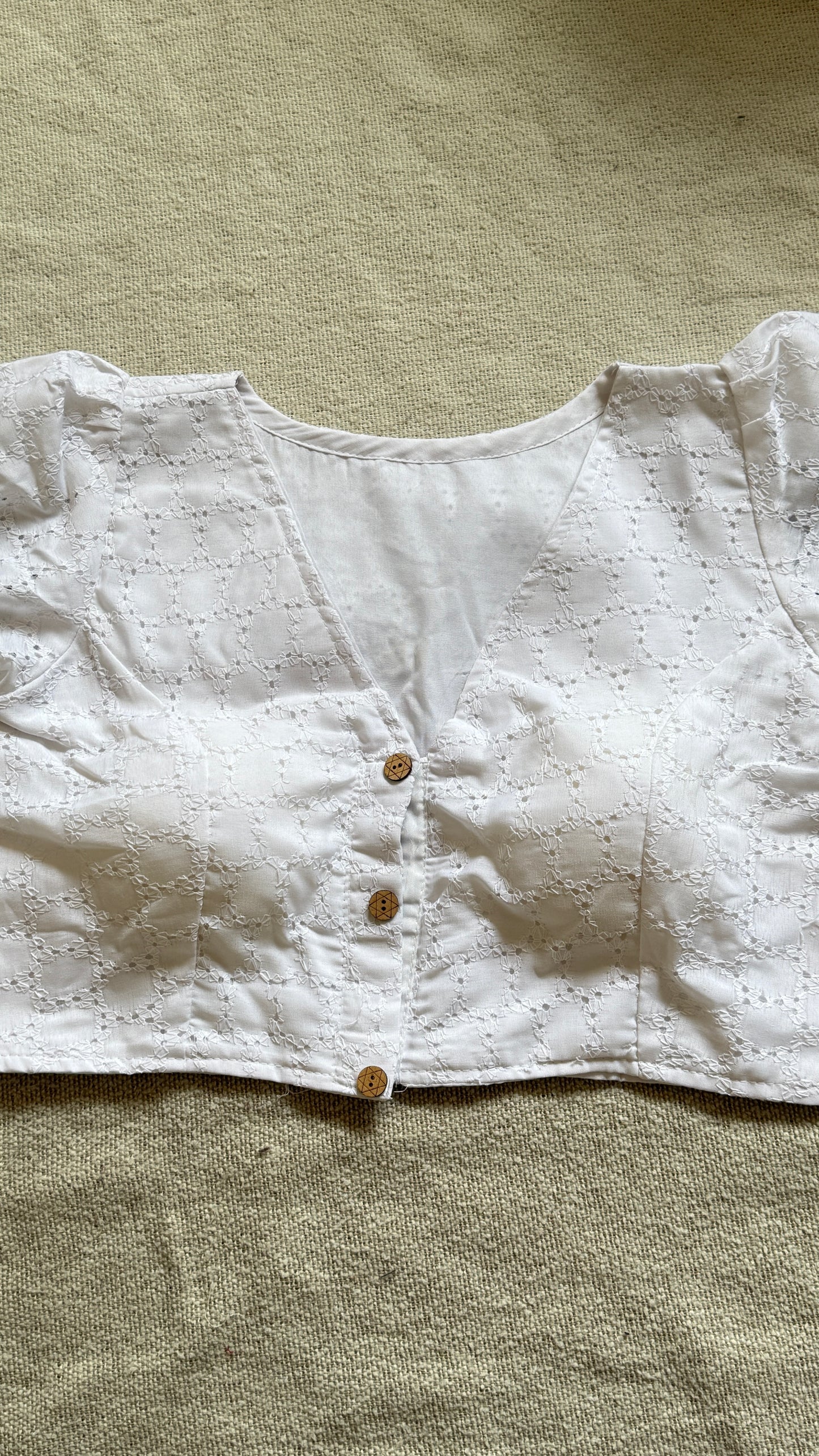 Hakoba (White) Crop Top /Blouse 🌸