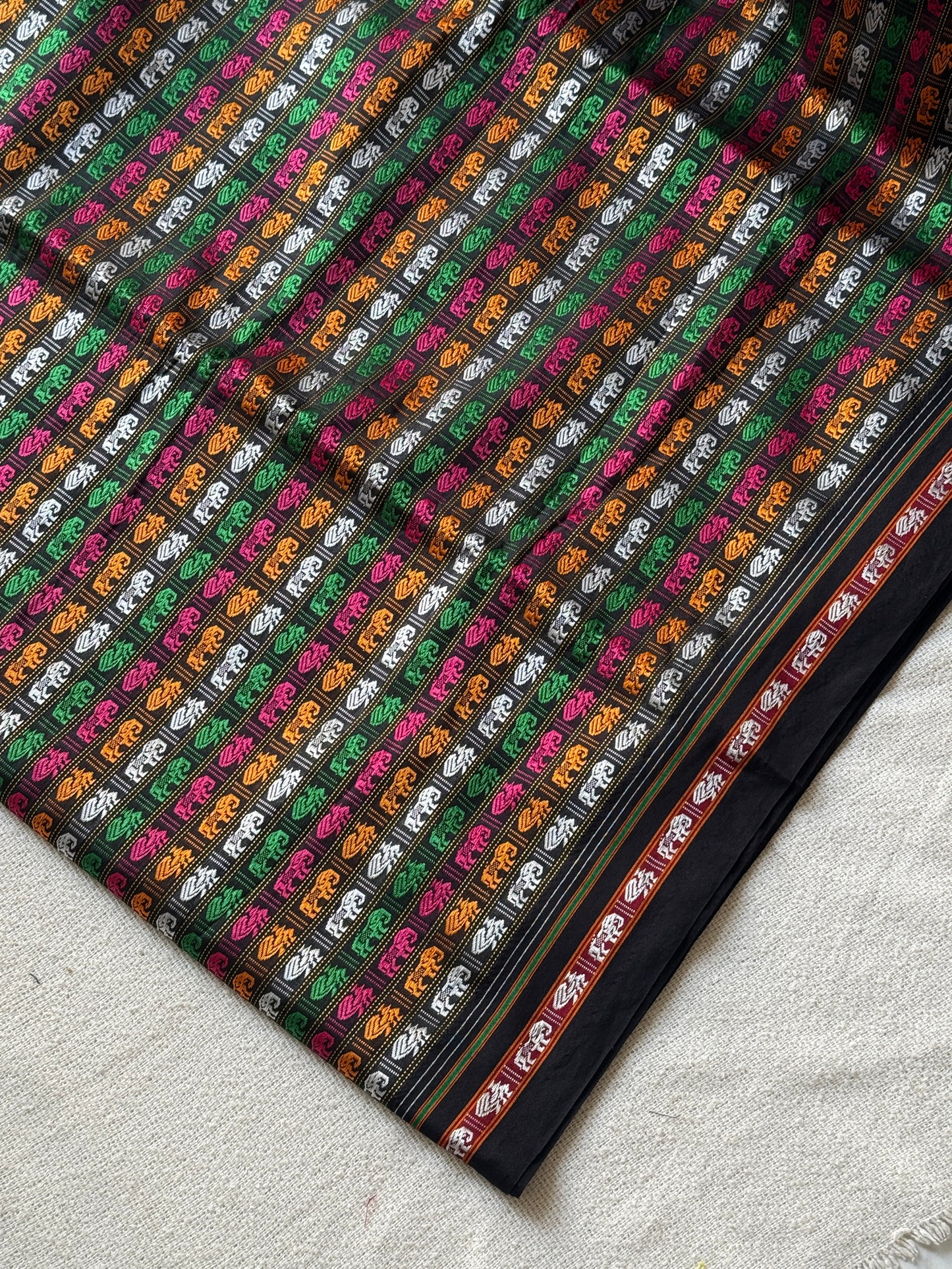 Hati Mor Multicolour 🌸