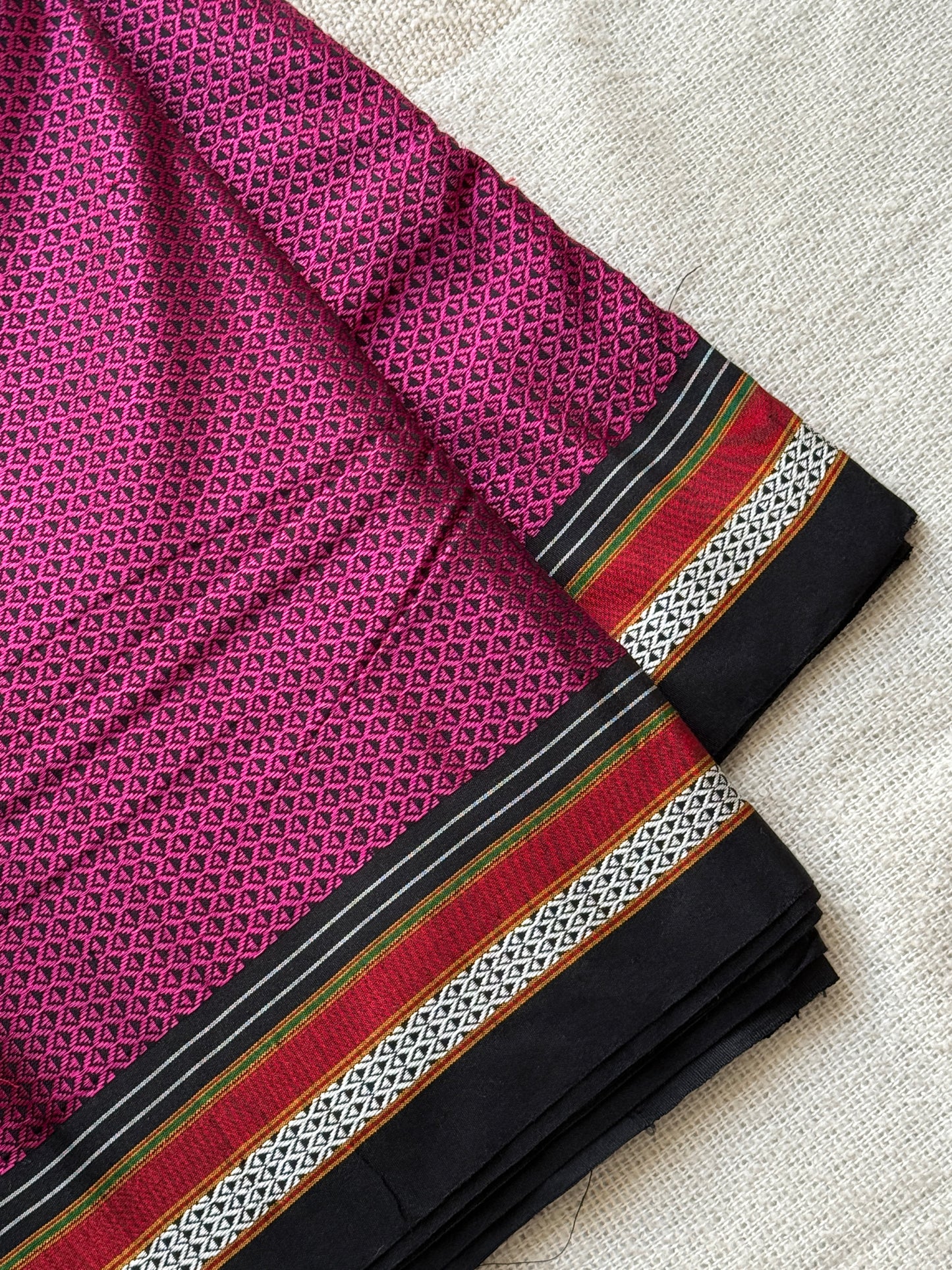 Honey comb Khunn Saree 🌸