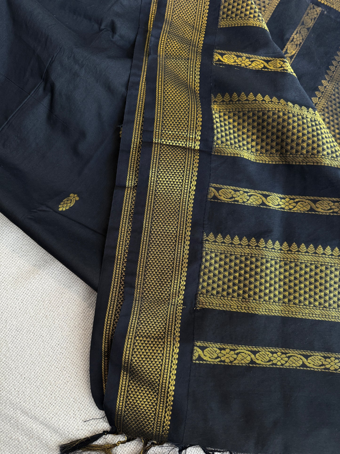 Gadwal Black Saree