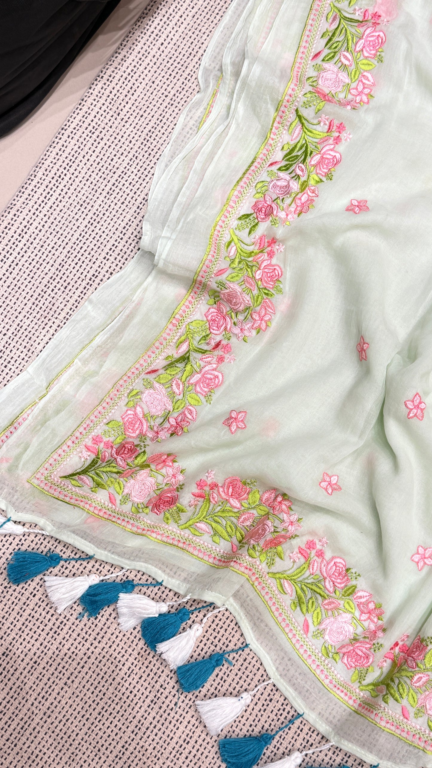 Gulab (Mint Green) 🌸