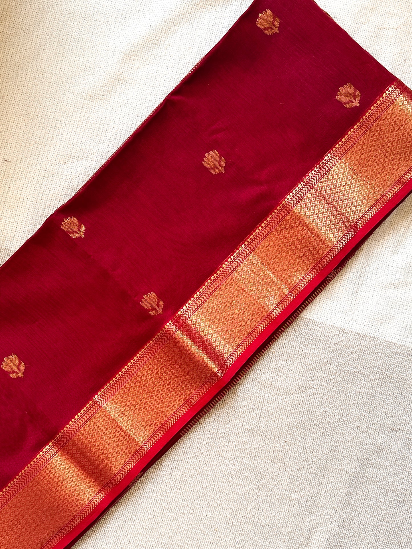 Lotus Motif Maheshwari Saree