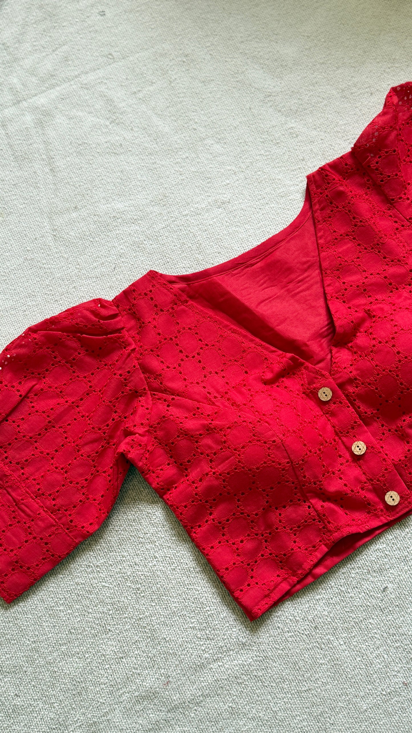 Hakoba (Red) Crop Top /Blouse 🌸