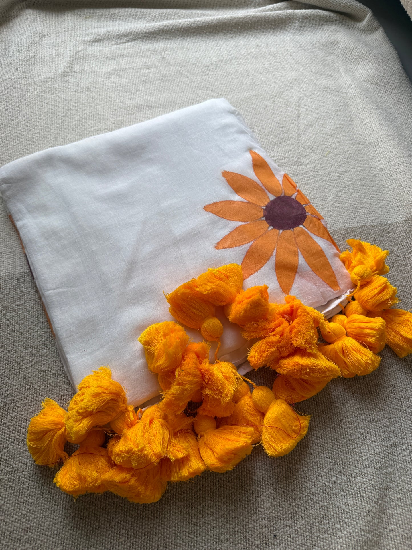 Handipainted Sunflower White Mul Cotton Saree