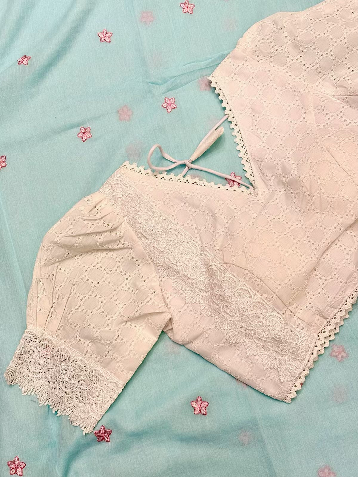 Hakoba White Blouse