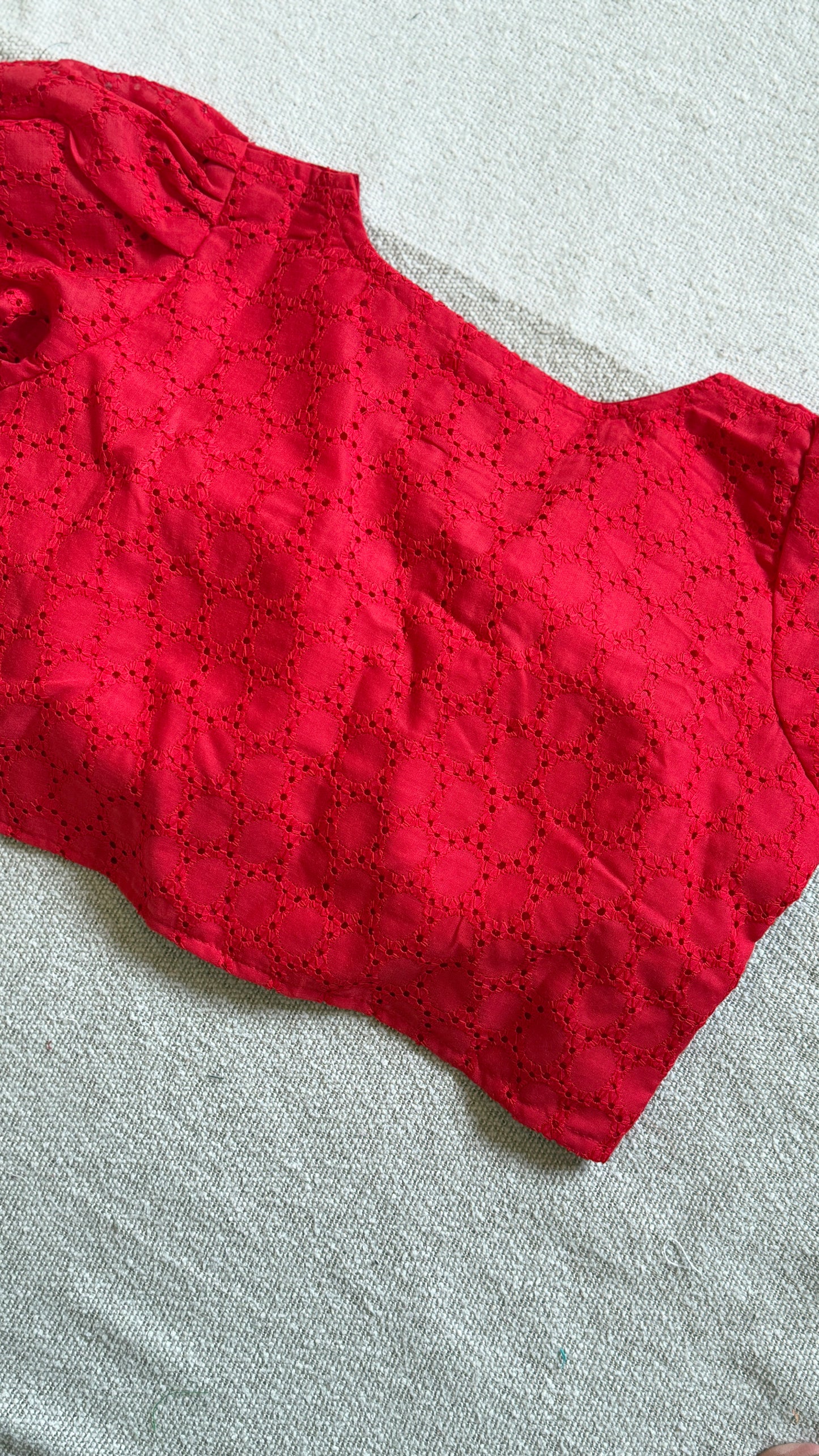 Hakoba (Red) Crop Top /Blouse 🌸