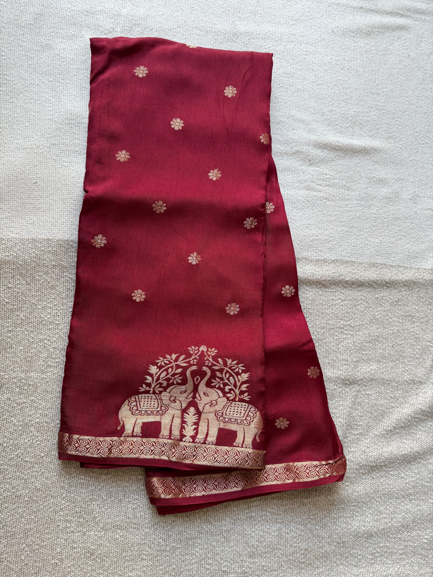 Maroon Crepe Silk Hati Border Saree