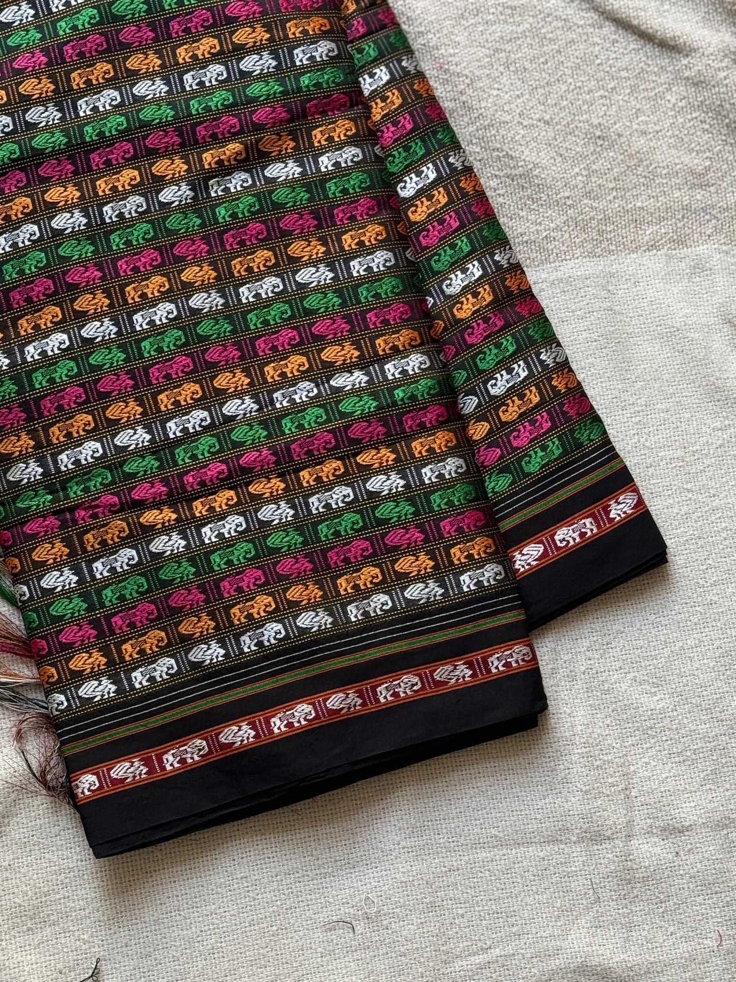 Hati Mor Multicolour 🌸