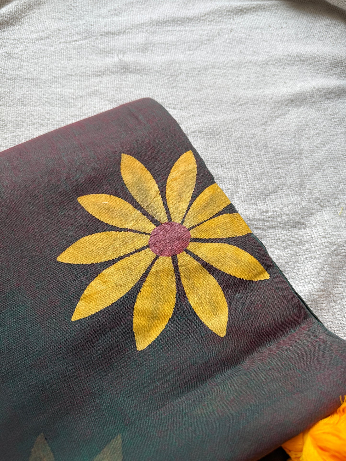 Handpainted Sunflower Brown Dual Shade Mul Cotton Saree
