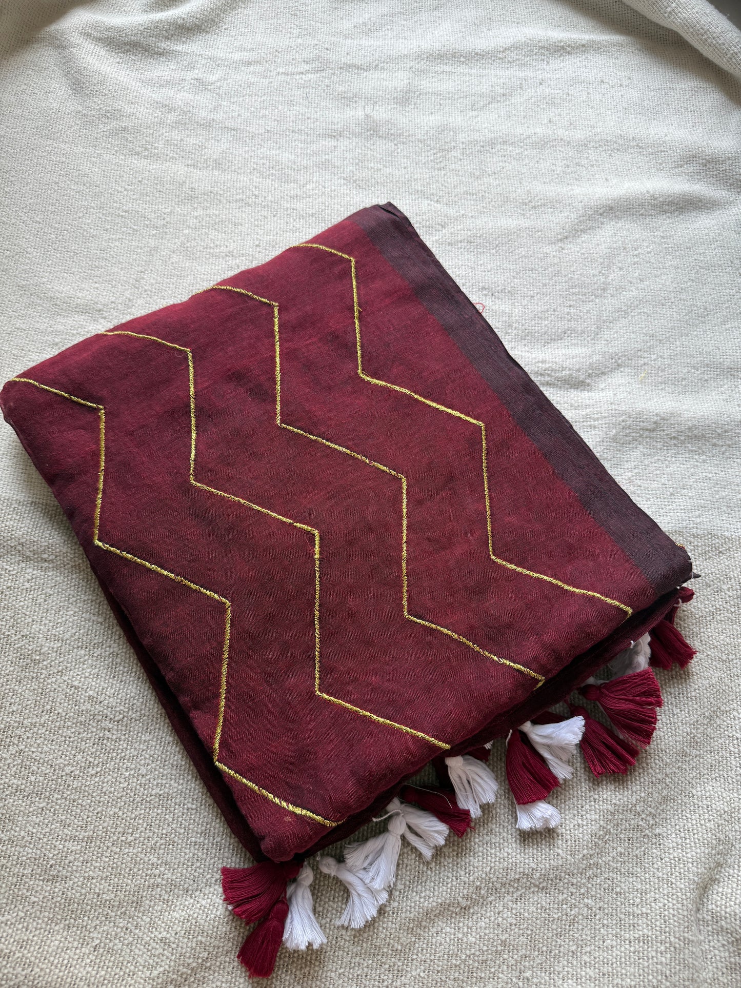 Maroon ZigZag Zari Work Mul Cotton Saree