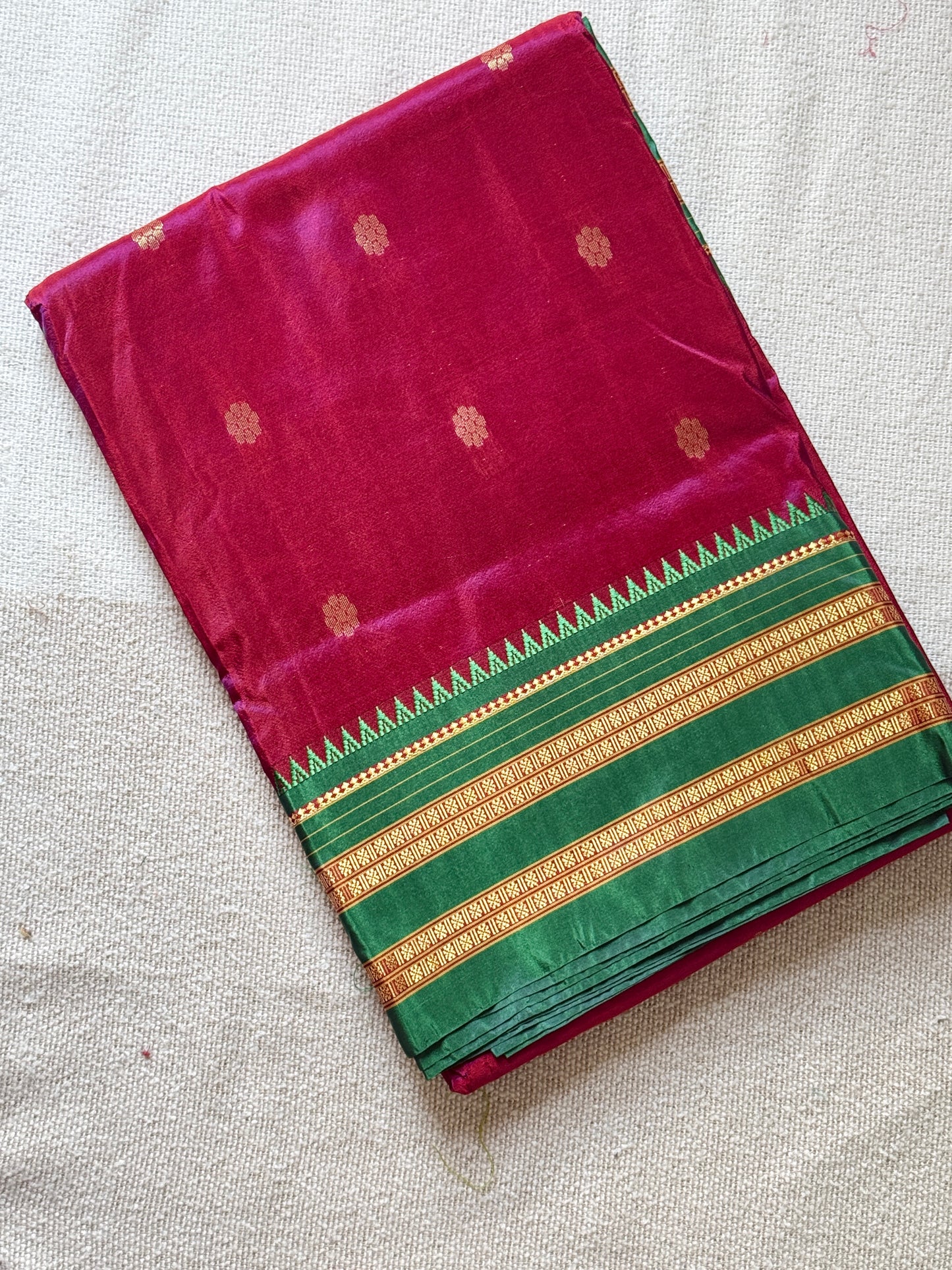 Narayanpeth Semi-Silk (Red)
 🌸