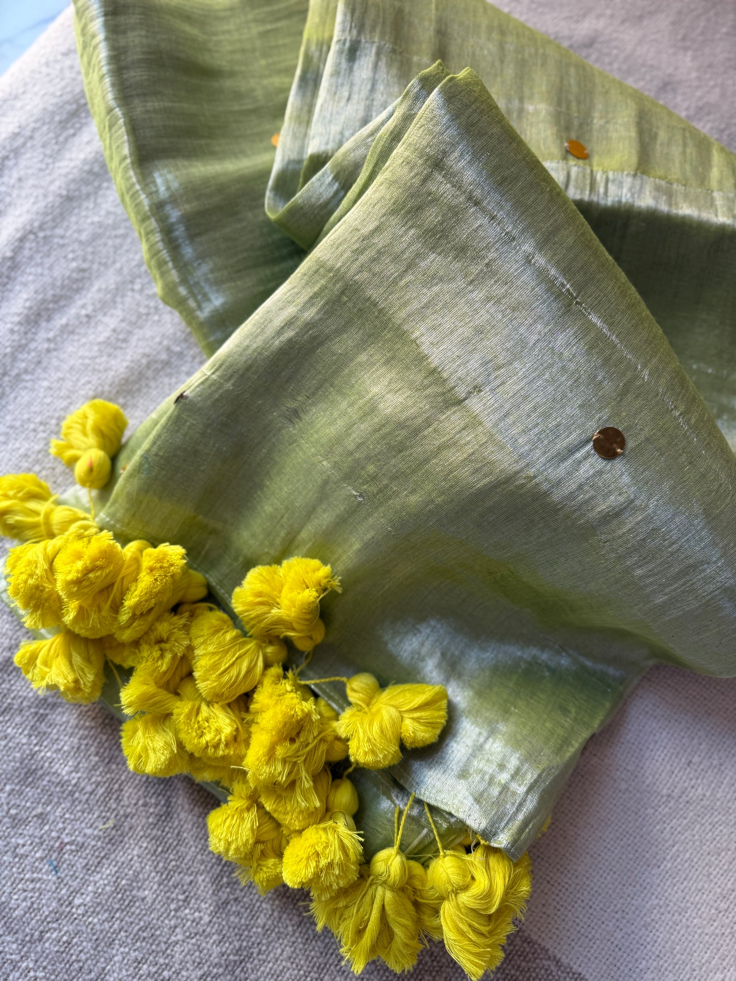 Raga Tissue Big Tussle with Sequins