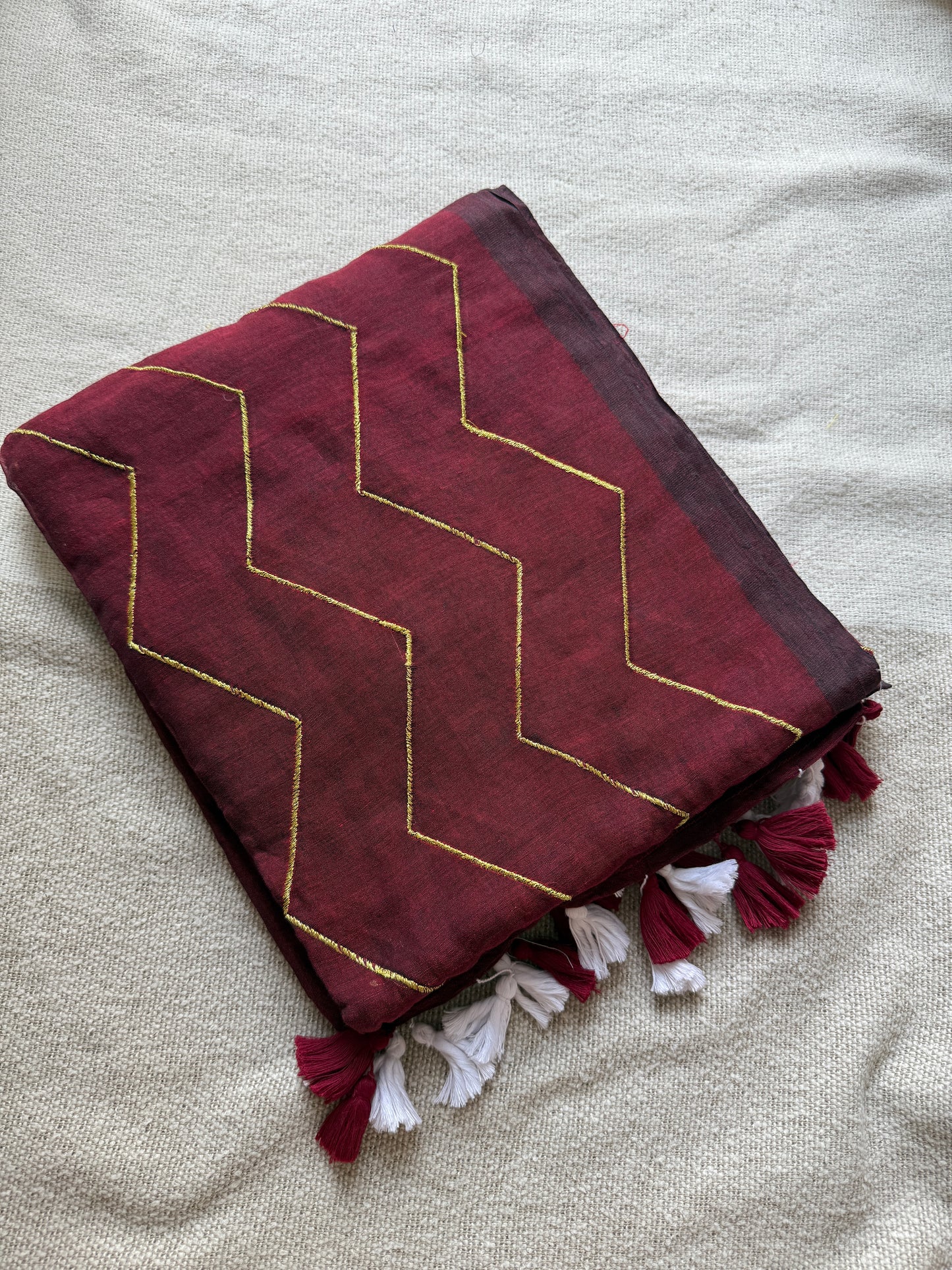 Maroon ZigZag Zari Work Mul Cotton Saree
