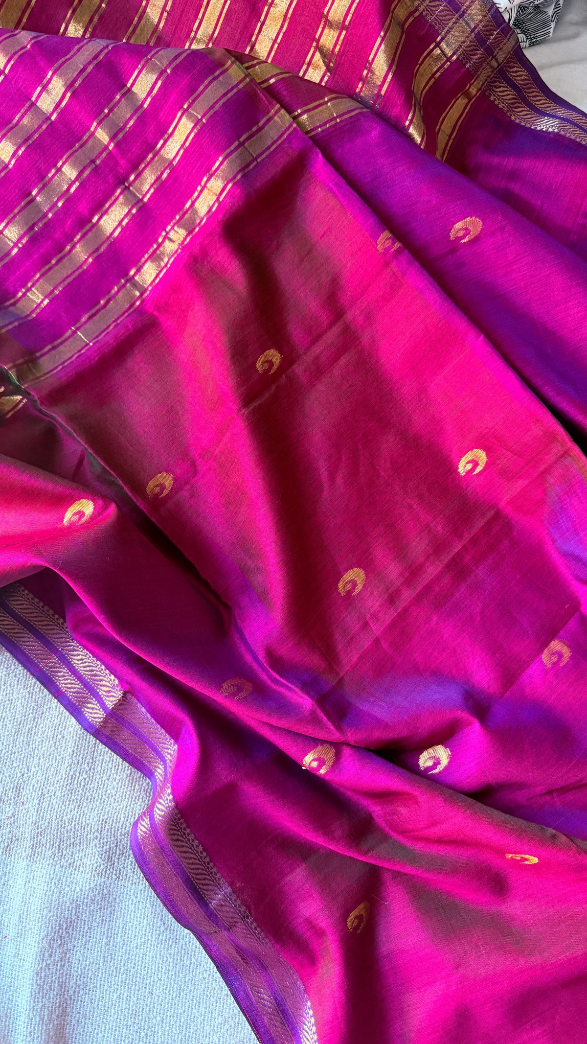 Moon Butta Double Bordet Maheshwari (Magenta) 🌸