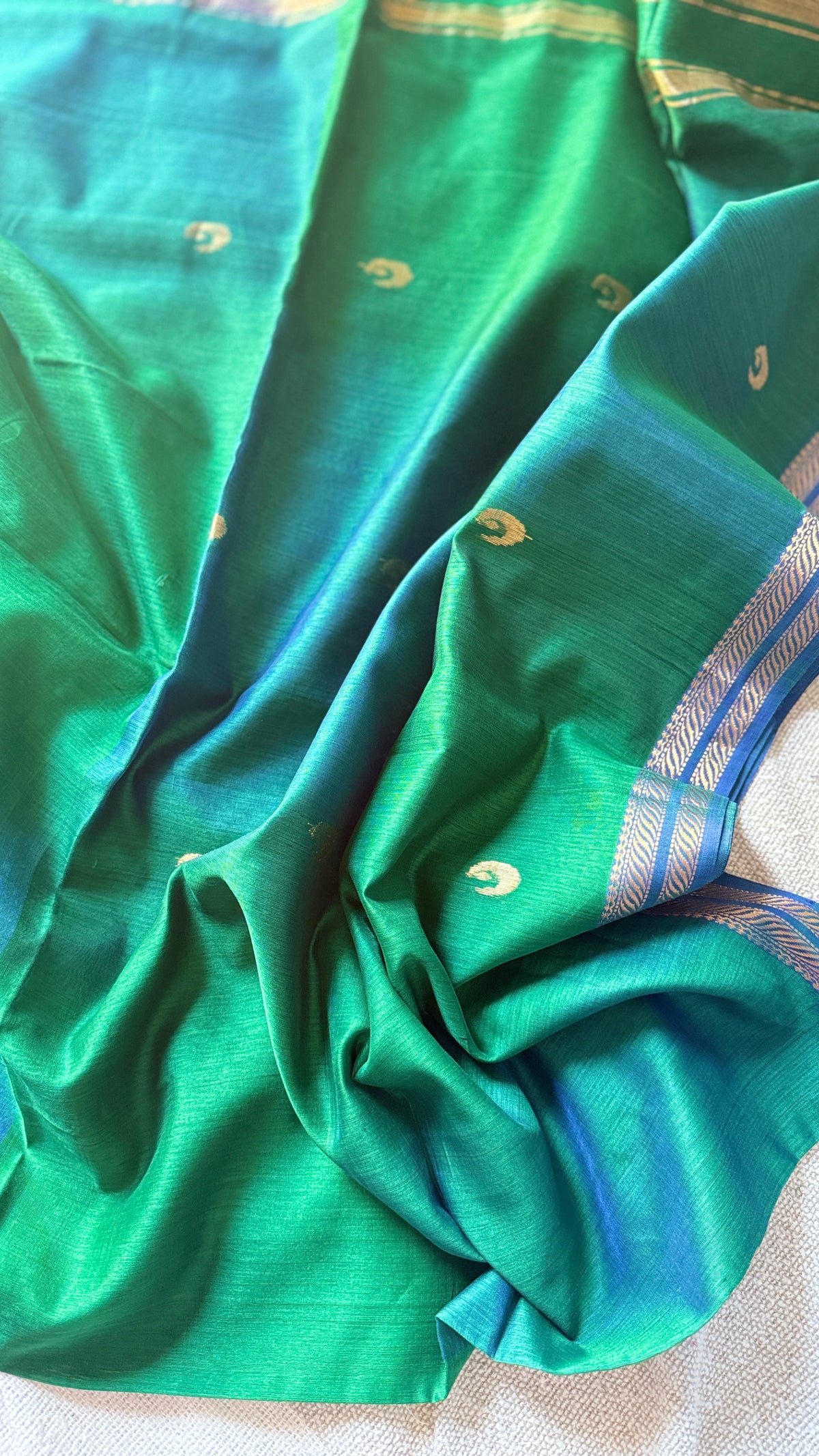 Moon Butta Double Border Green Maheshwari 🌸