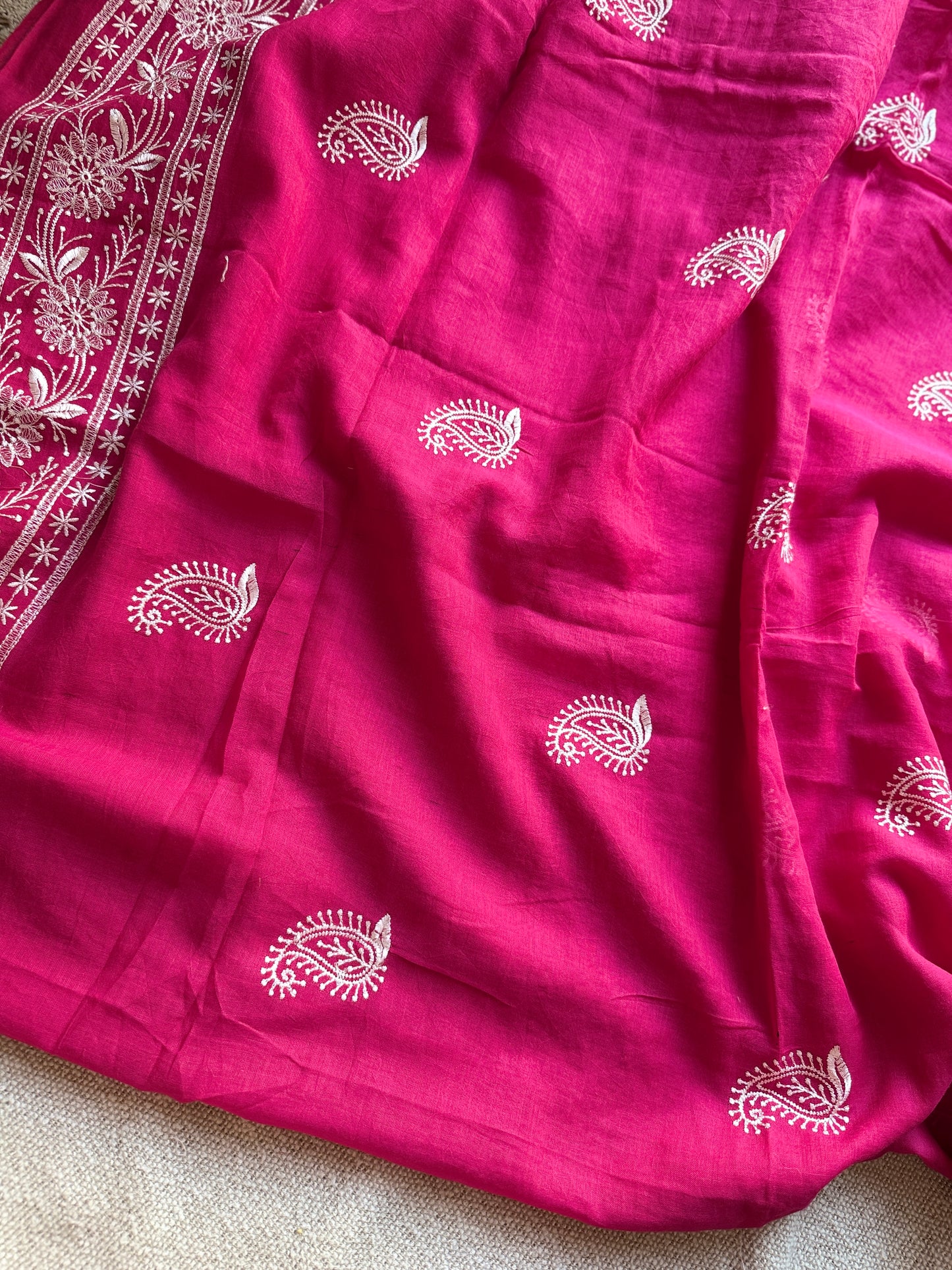 Nazaakat (Rani Pink) 🌸