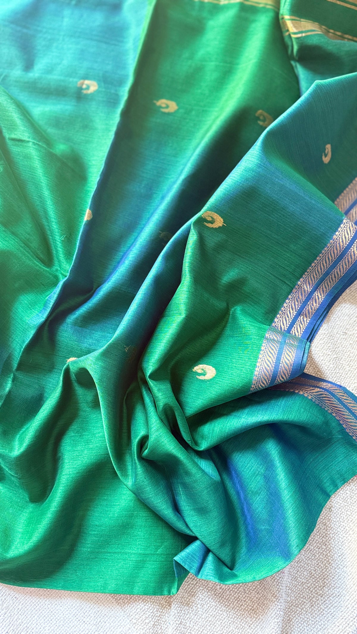 Moon Butta Double Border Green Maheshwari 🌸