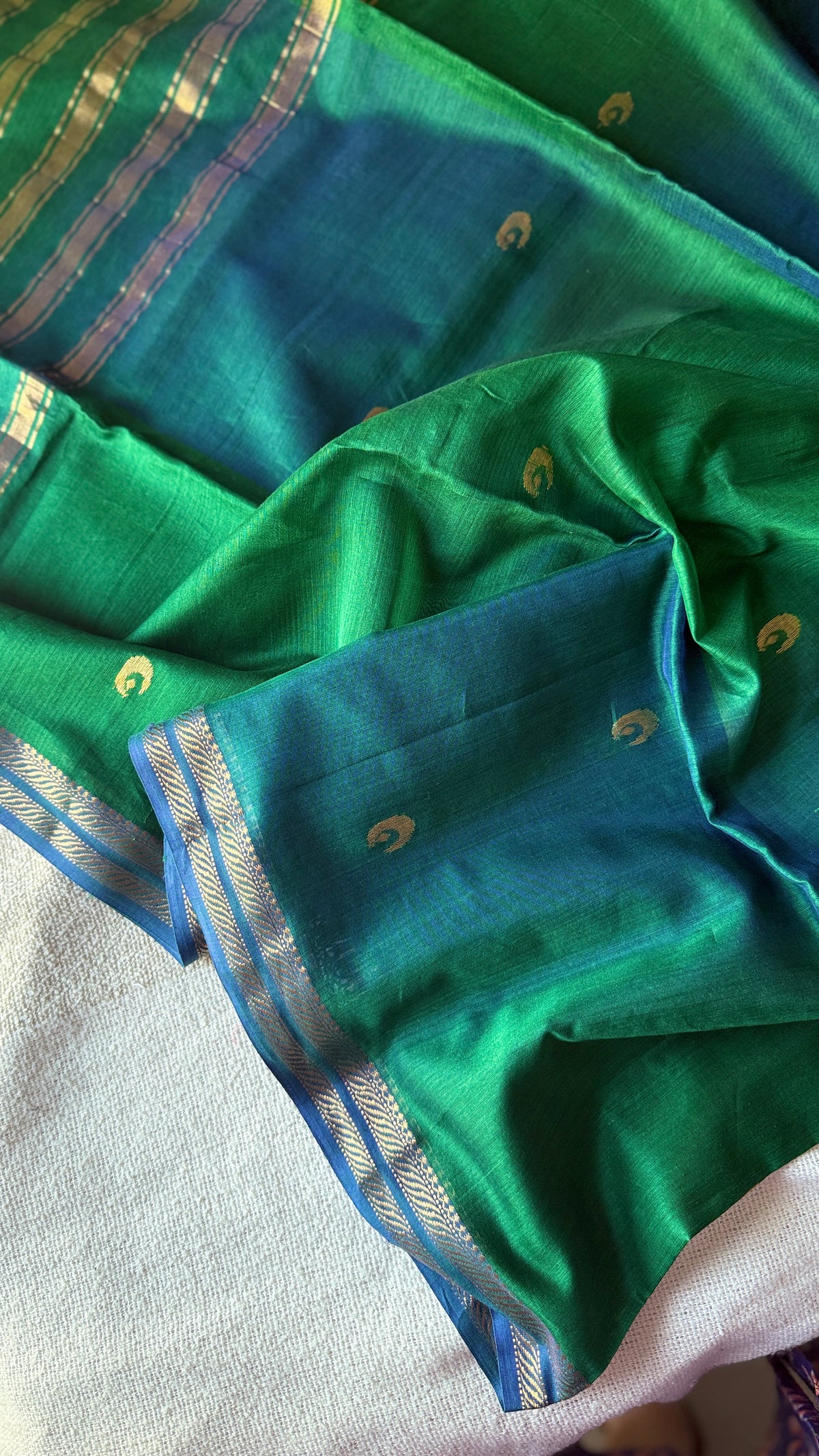 Moon Butta Double Border Green Maheshwari 🌸