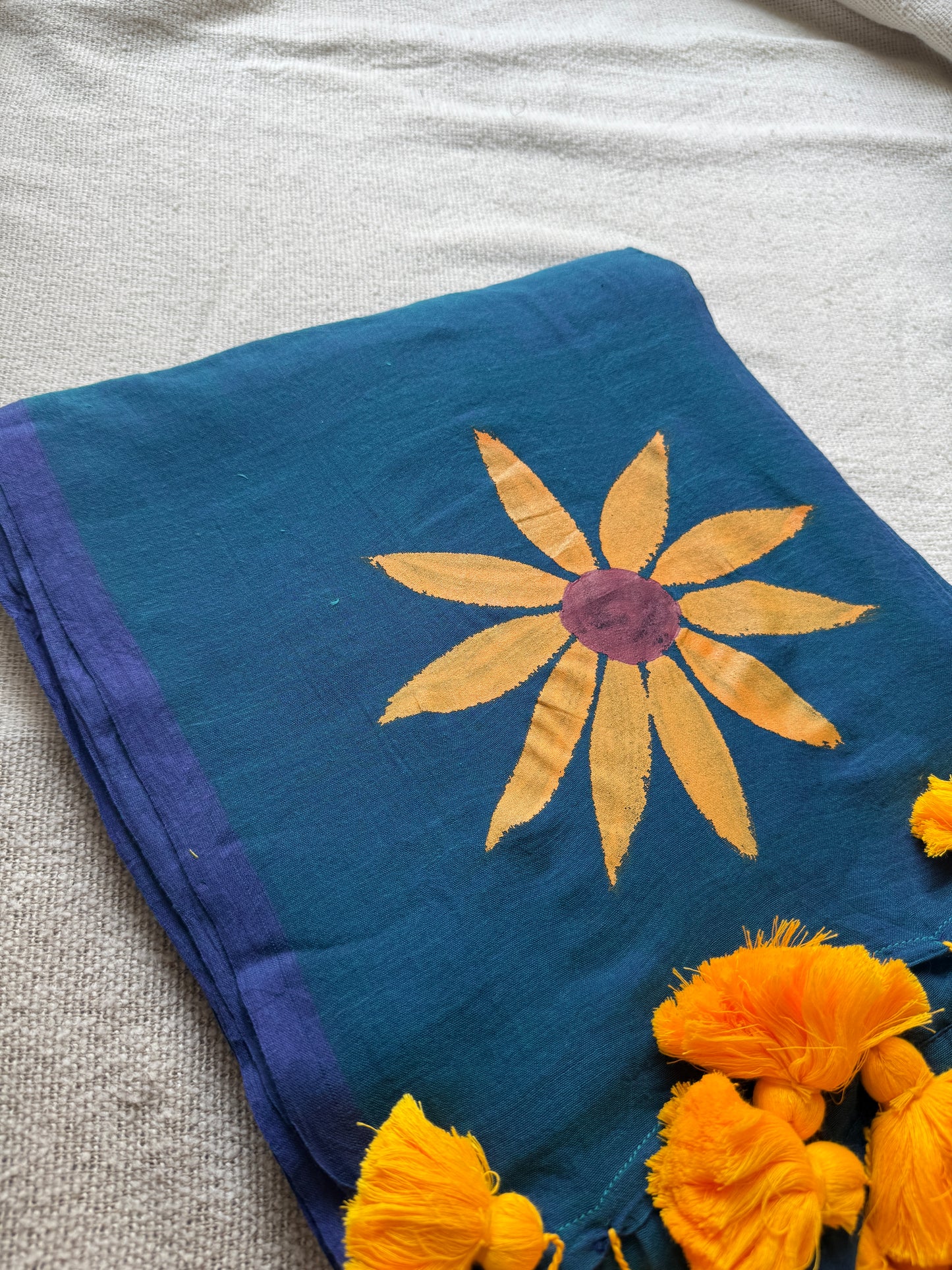 Handpainted Sunflower Blue Dual shade Mul Cotton Saree