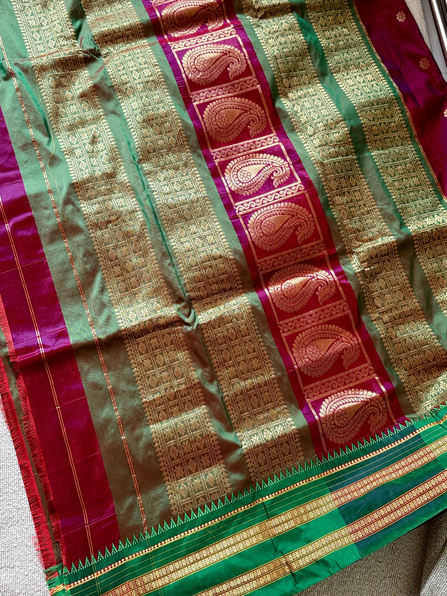 Narayanpeth Semi-Silk (Red)
 🌸