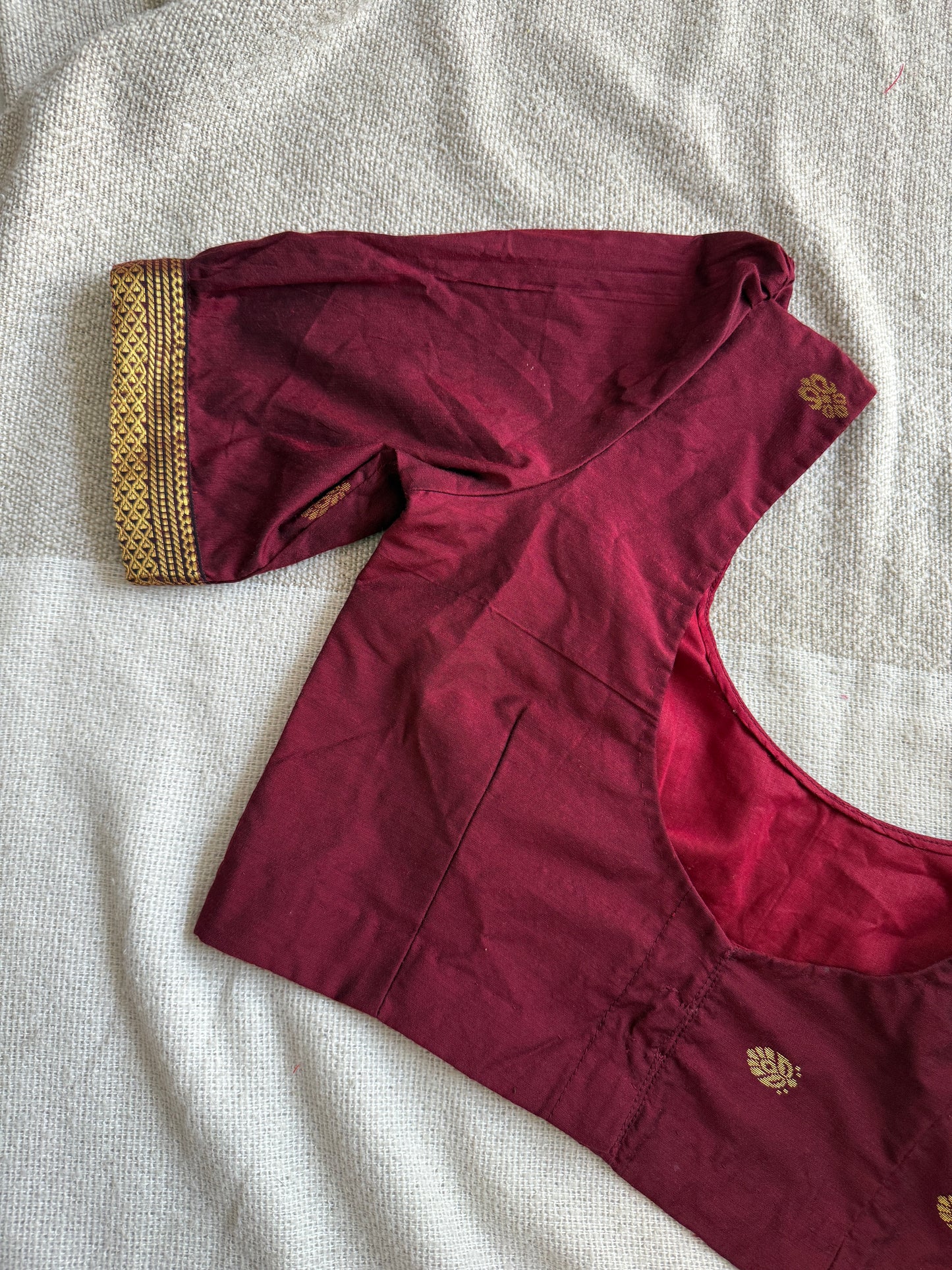 Maroon Silk Puff Sleeves Blouse!