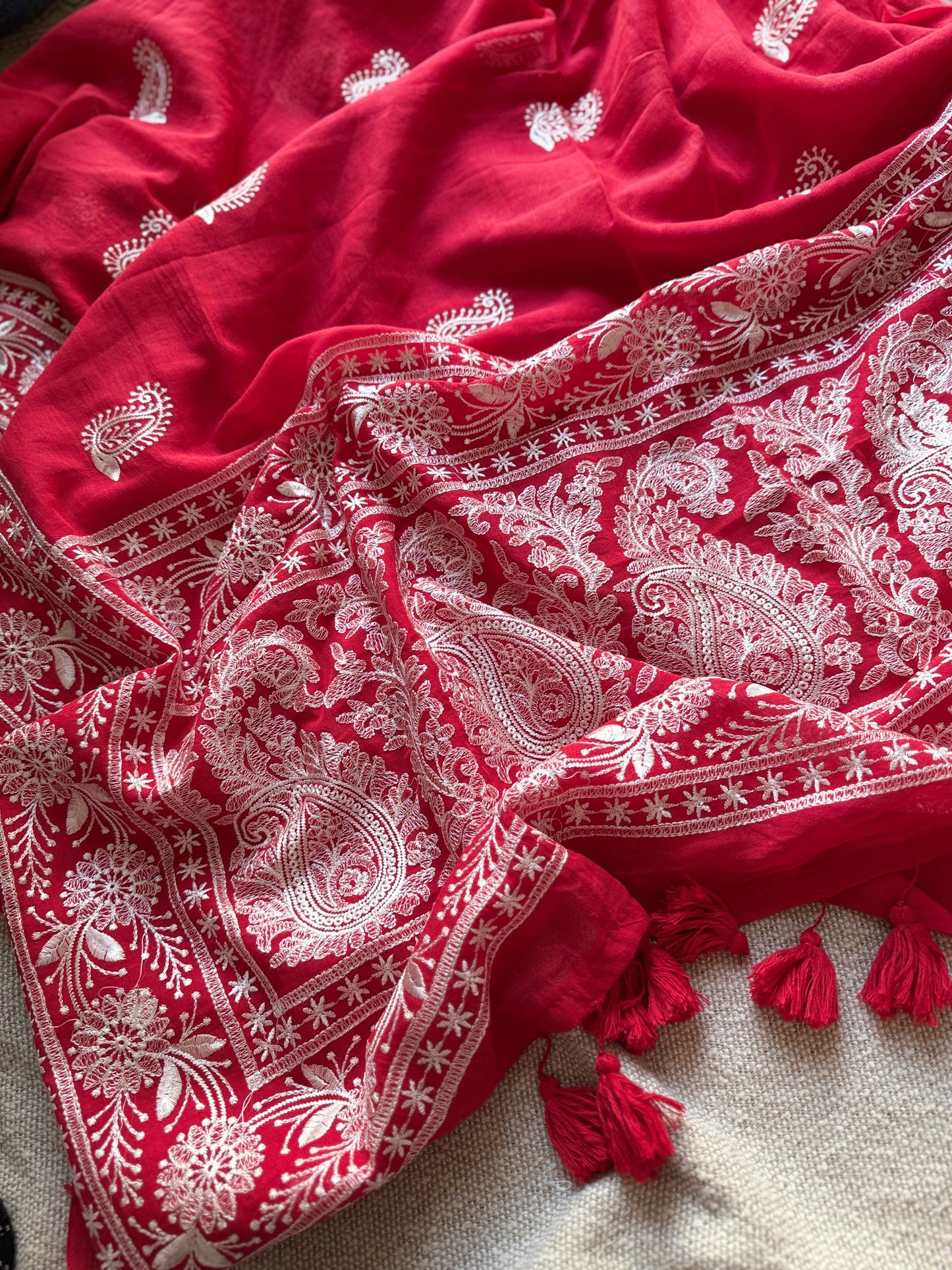 Nazaakat (Red) 🌸