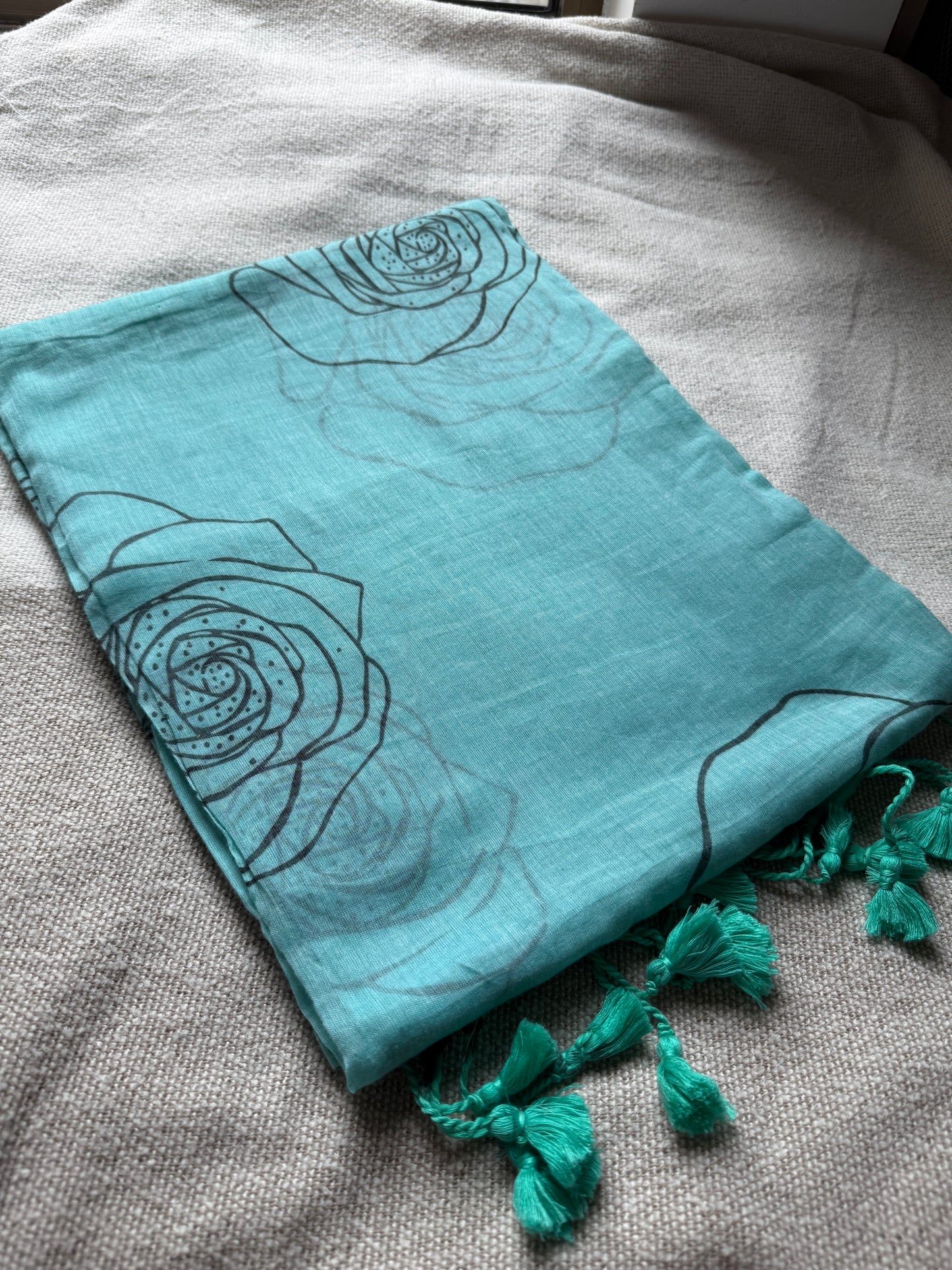 Rose Printed Sea-Green Mul Cotton Saree